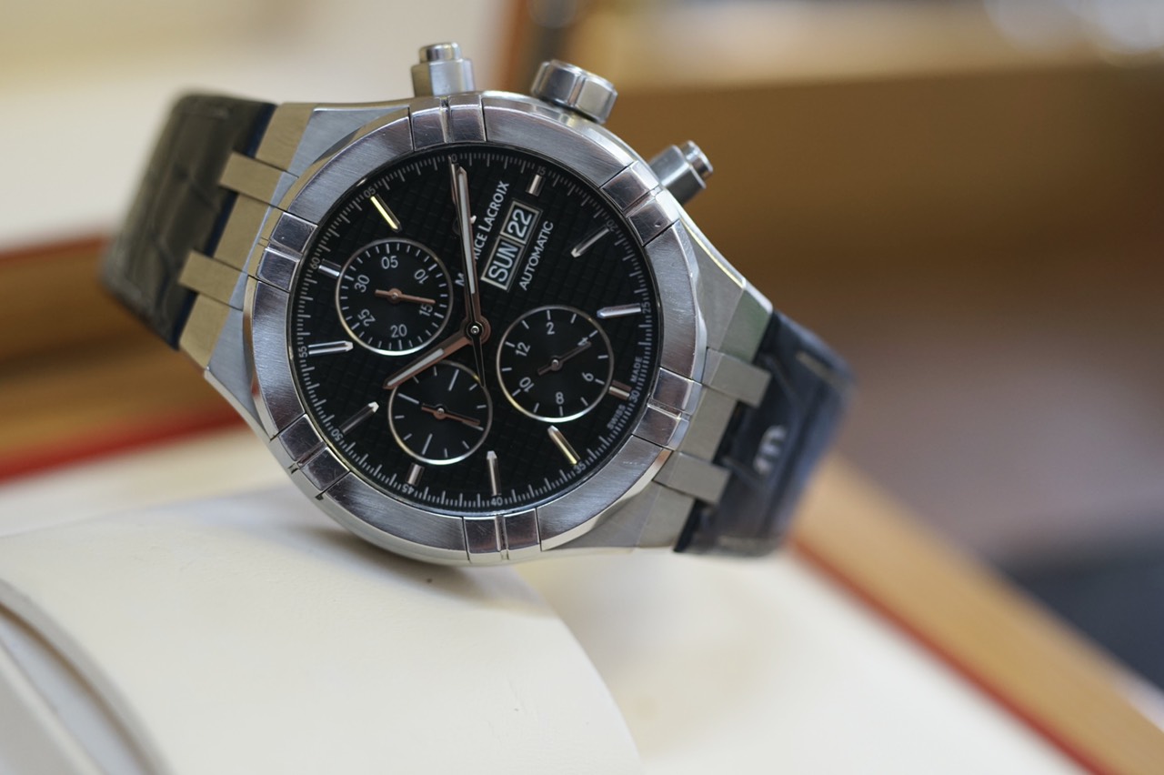 MAURICE LACROIX AIKON CHRONOGRAPH AI6038-SS001-330-1 (1)