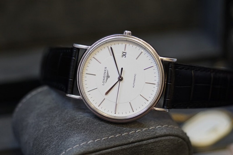 đồng hồ Longines Presence Automatic Indexes L4.921.4.72.2 cũ chính hãng