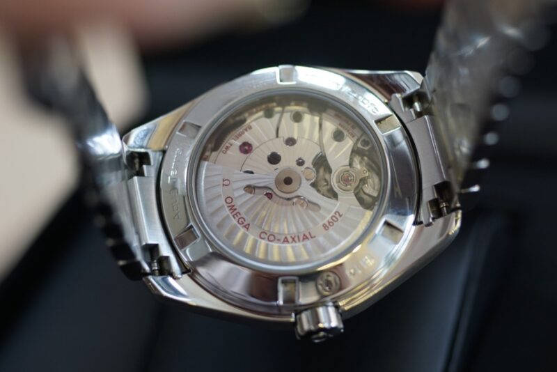 dong-ho-Omega-Seamaster-Aquaterra-Co-axial-8602-cu-chinh-hang-6
