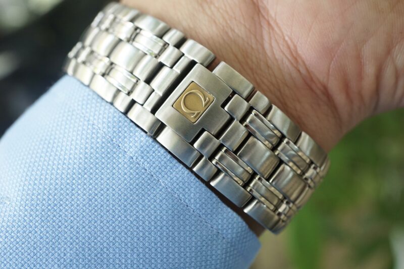 dong-ho-cu-chinh-hang-Omega-seamaster-GMT-41.5-mm-7