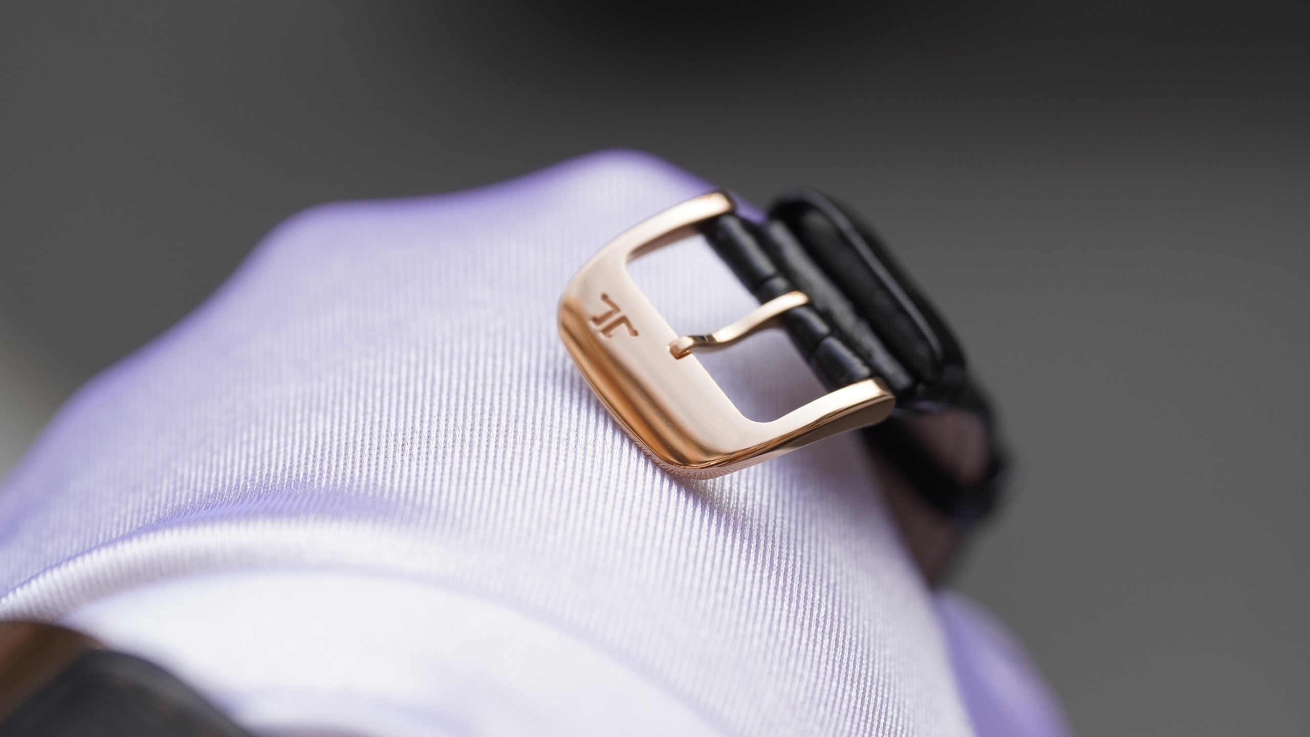 Jaeger-lecoultre reverso classic large duoface small seconds silver dial men's watch Jaeger-lecoultre reverso classic large duoface small seconds silver dial men's watch
