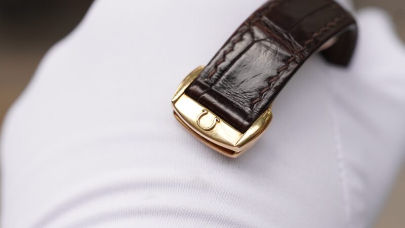 dong-ho-Omega-Deville-Co-axial-Chronometer-cu-chinh-hang-2