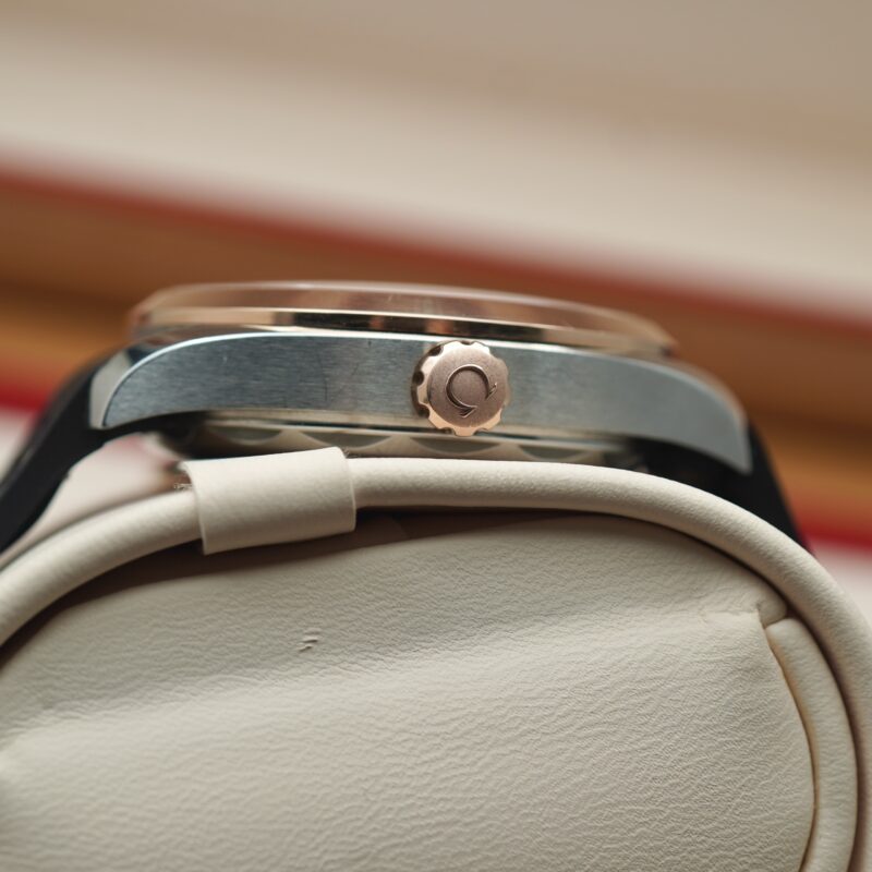 dong-ho-Omega-Seamaster-Aqua-Terra-150M-Co-Axial-Master-Chronometer-cu-chinh-hang-6