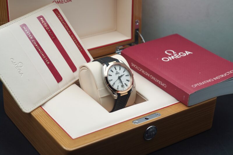 dong-ho-Omega-Seamaster-Aqua-Terra-150M-Co-Axial-Master-Chronometer-cu-chinh-hang-7