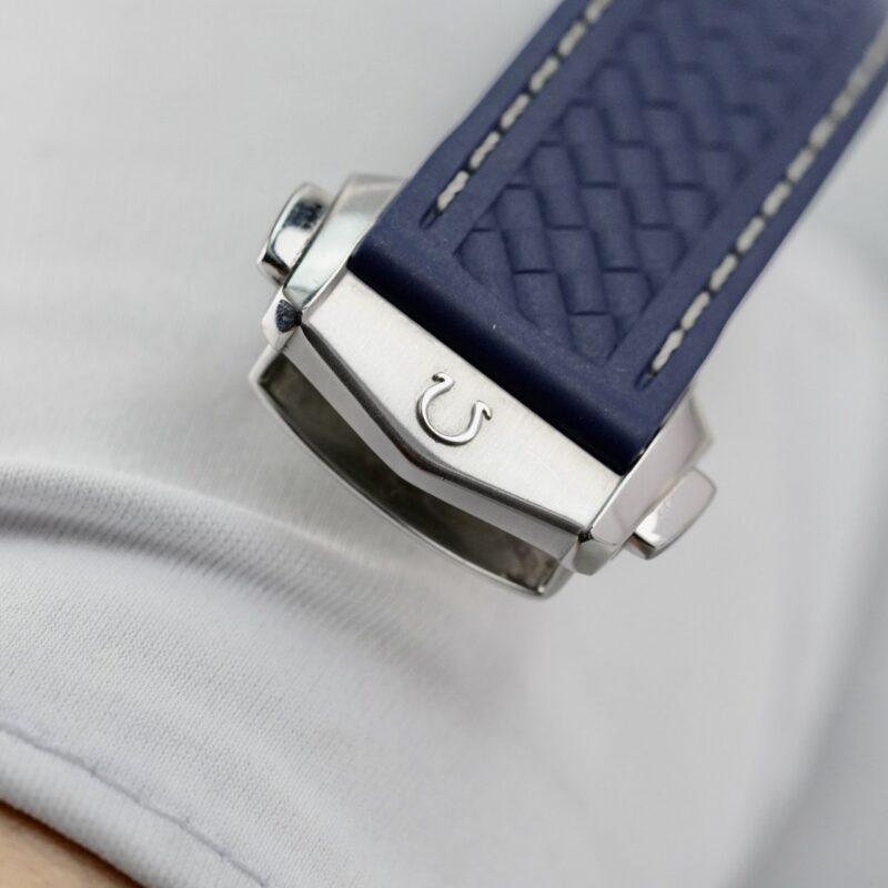 dong-ho-Omega-Seamaster-Aqua-terra-150m-Co-Axial-Master-Chronometer-41mm-22012412103001-2
