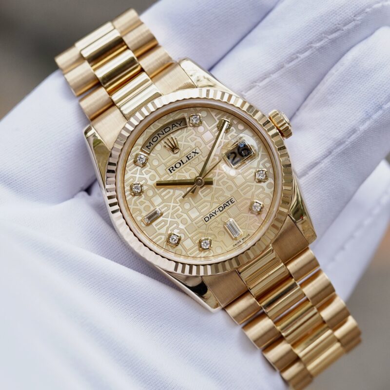 dong-ho-Rolex-Day-Date-118238-Mop-vi-tinh-36-mm-cu-chinh-hang-4