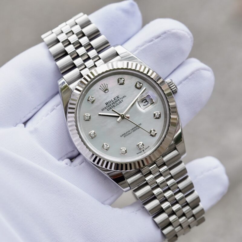 dong-ho-Rolex-Oyster-Perpetual-DateJust-126334-MOP-41mm-cu-chinh-hang-3