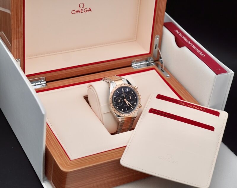 dong-ho-cu-chinh-hang-omega-Speedmaster-57-Co-Axial-Chronograph-41-5mm-2