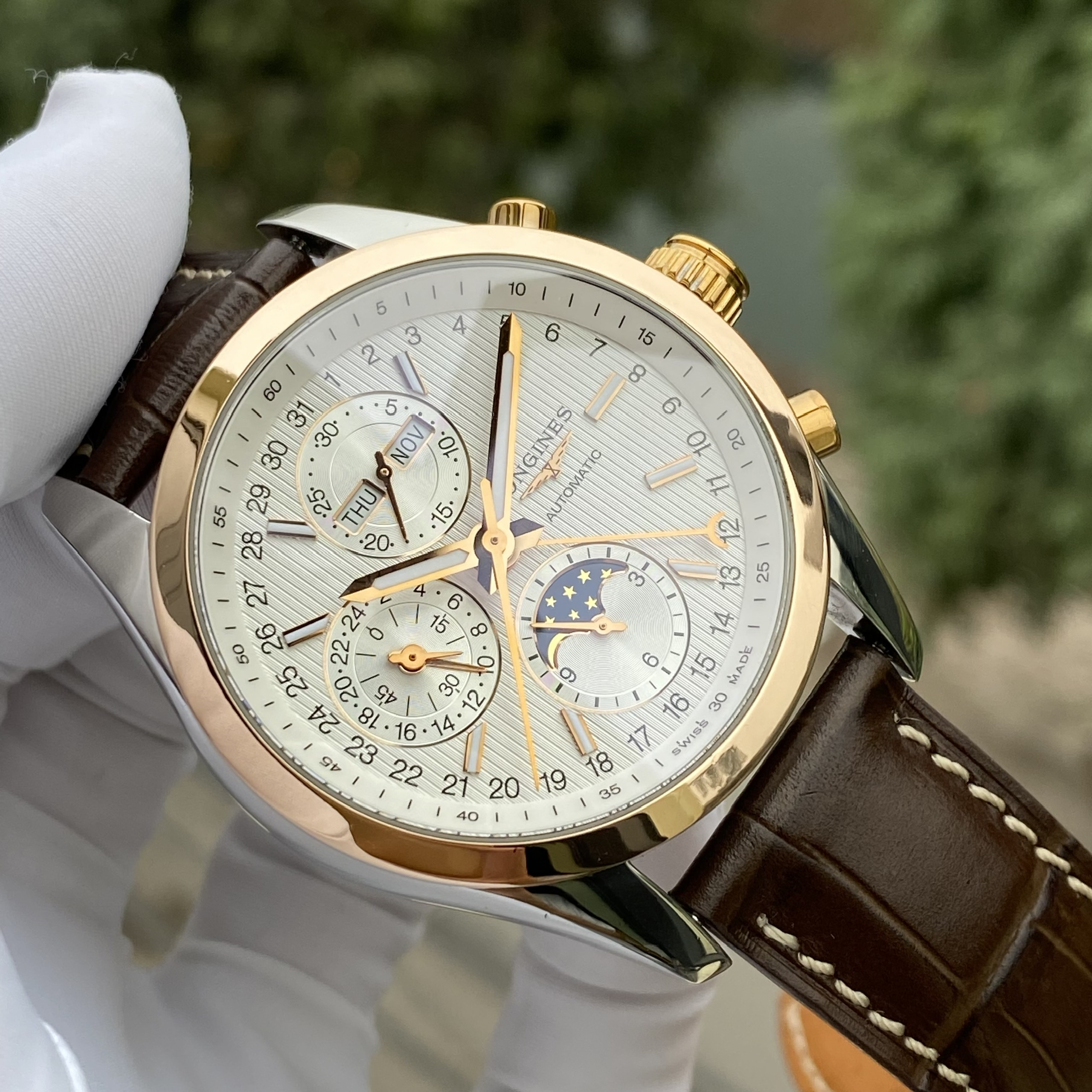Longines Conquest Moonphase Chronograph Demi 18K L2.798.5.72.3 Longines Conquest Moonphase Chronograph Demi 18K L2.798.5.72.3