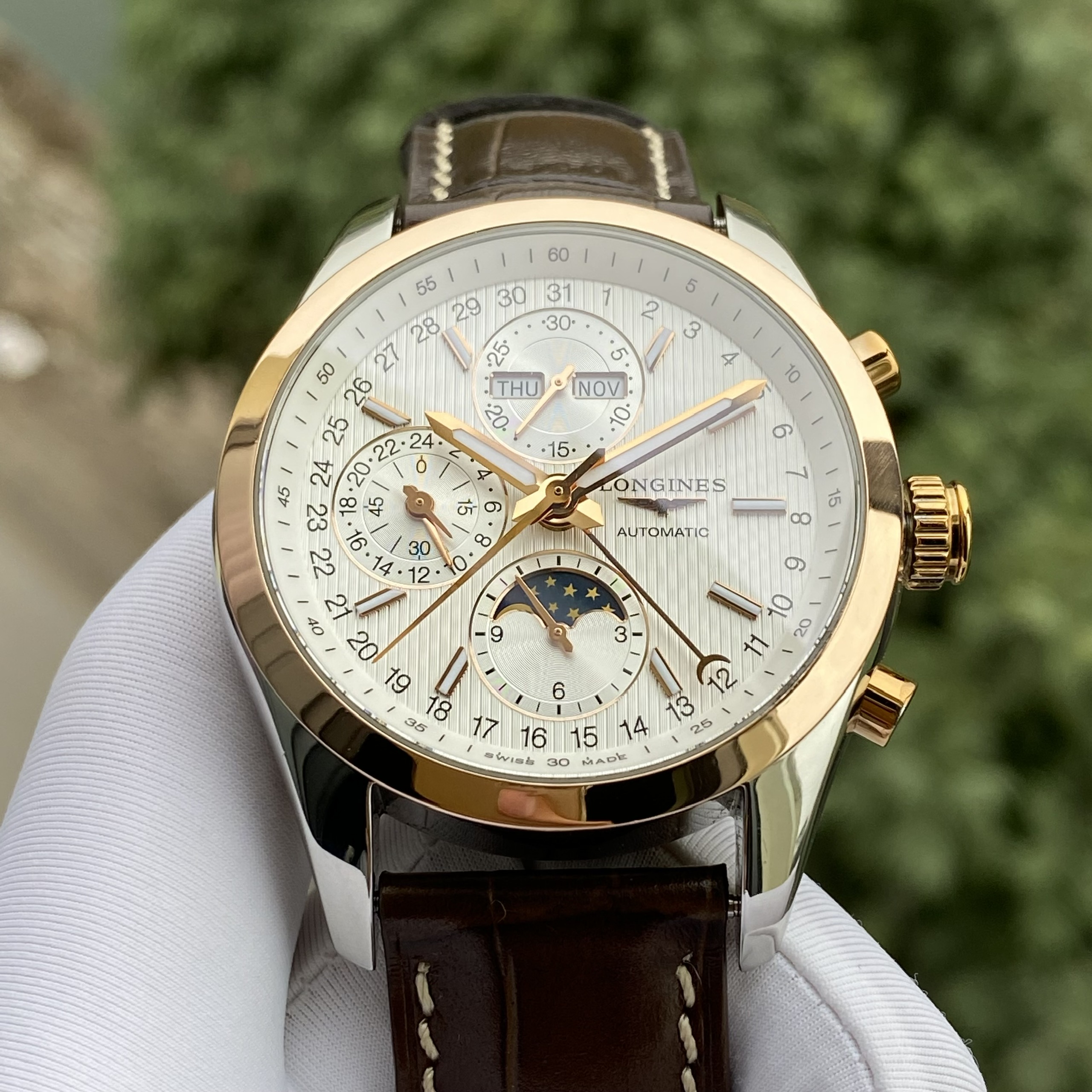 Longines Conquest Moonphase Chronograph Demi 18K L2.798.5.72.3 Longines Conquest Moonphase Chronograph Demi 18K L2.798.5.72.3