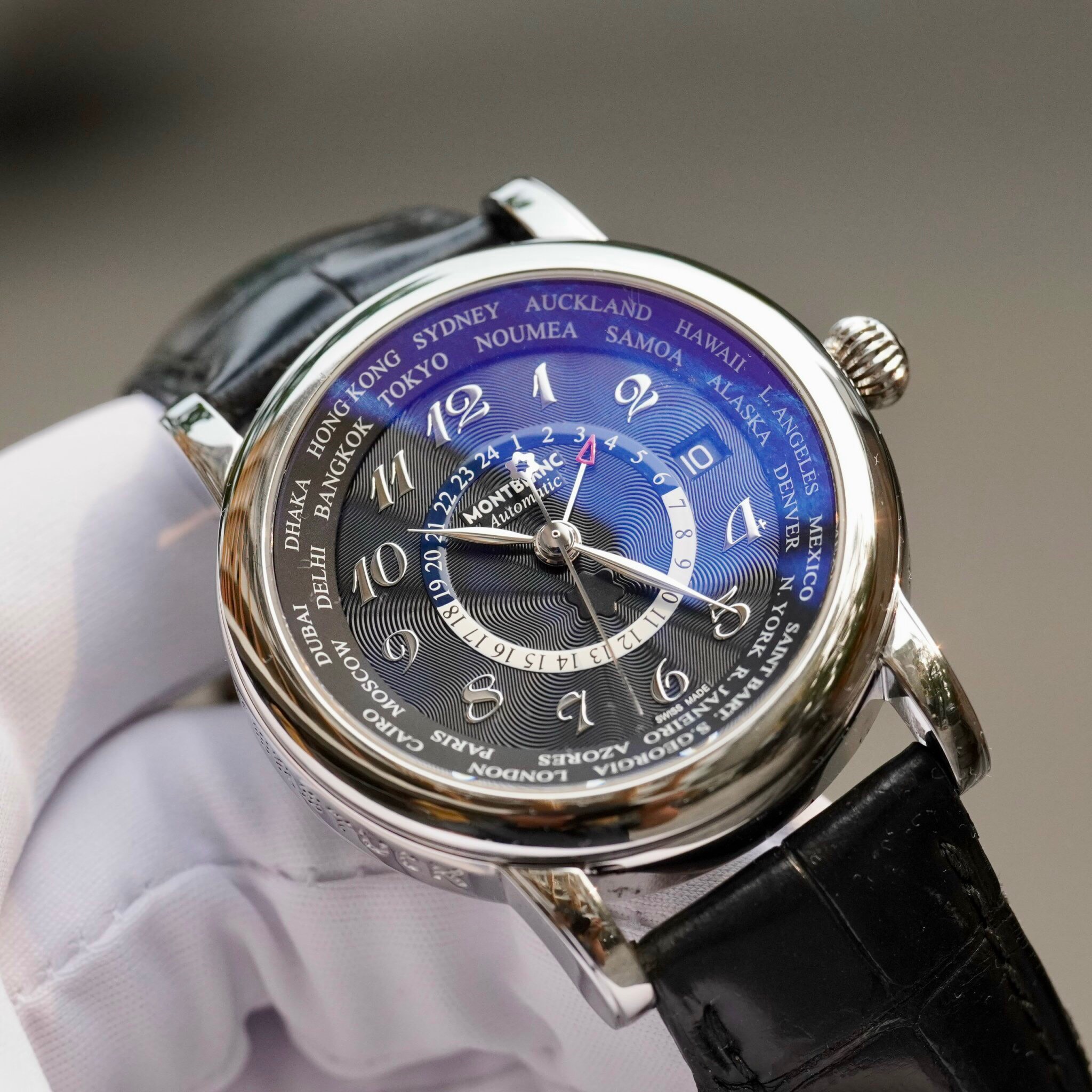 Montblanc Star Traditional Collection World - Time GMT Montblanc Star Traditional Collection World - Time GMT