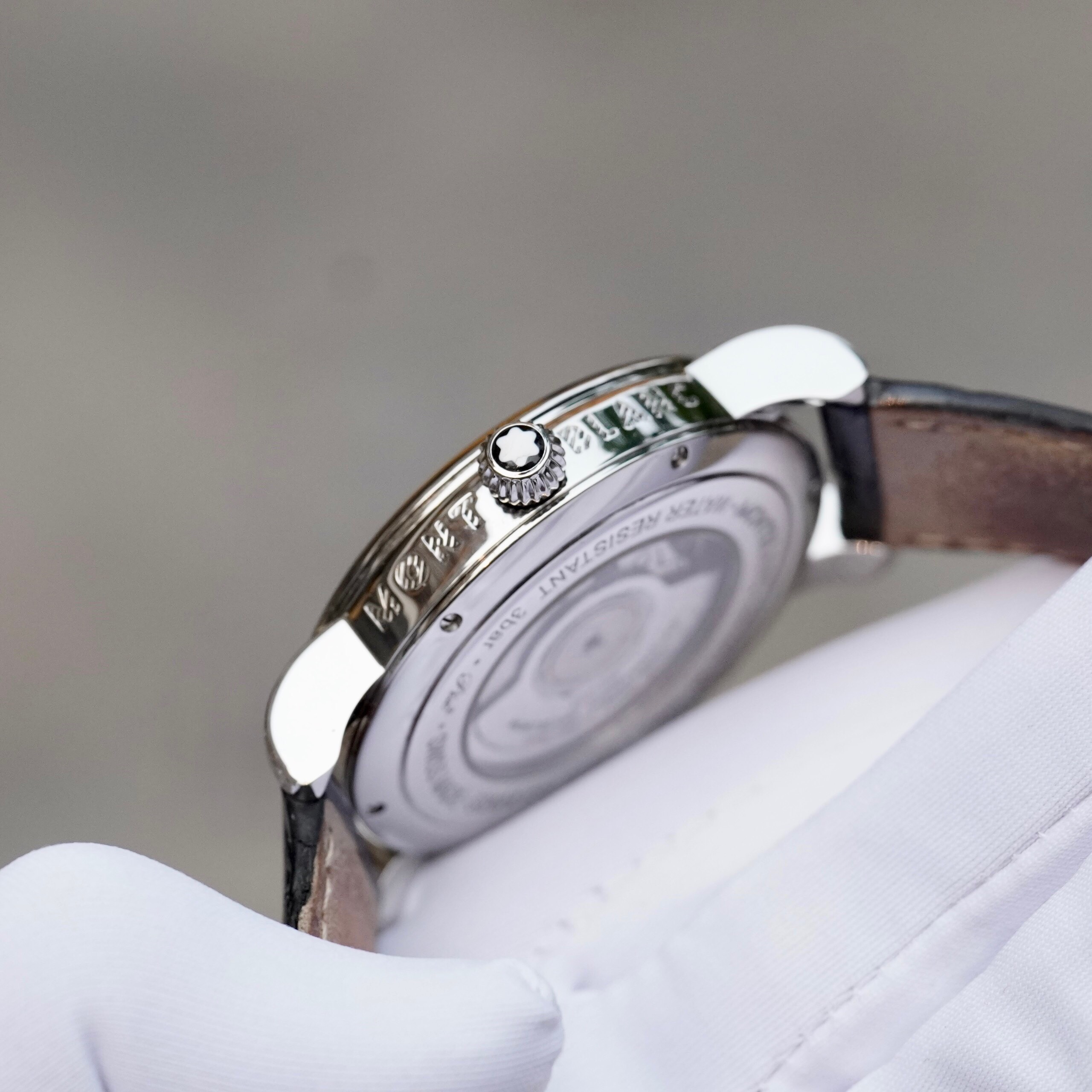Montblanc Star Traditional Collection World - Time GMT Montblanc Star Traditional Collection World - Time GMT