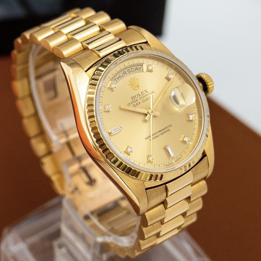 z4510336606998_1e00c9185115789d2911f85c7678be78 Rolex 18238 mặt trải tia vàng cọc kim cương