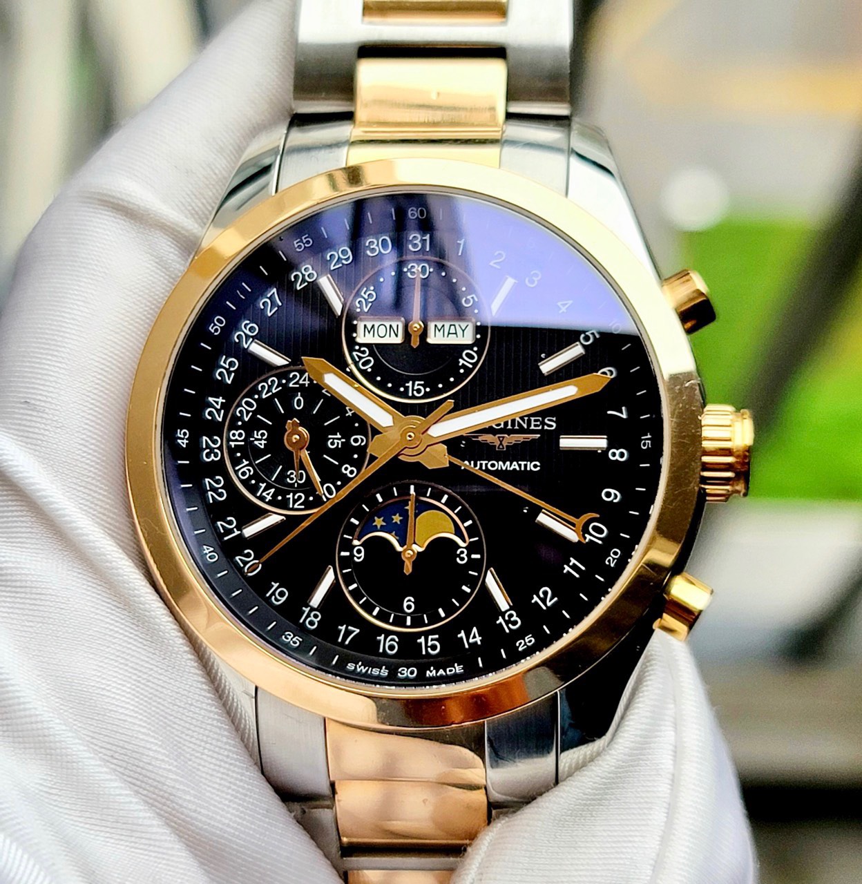 z4570769198060_687eef374b6ebd76424f3653ad3d35b0 Đồng hồ Longines Conquest Chronograph Complete Calendar L2.798.5.52.7 rose gold niềng đúc 18k Cũ Chính Hãng
