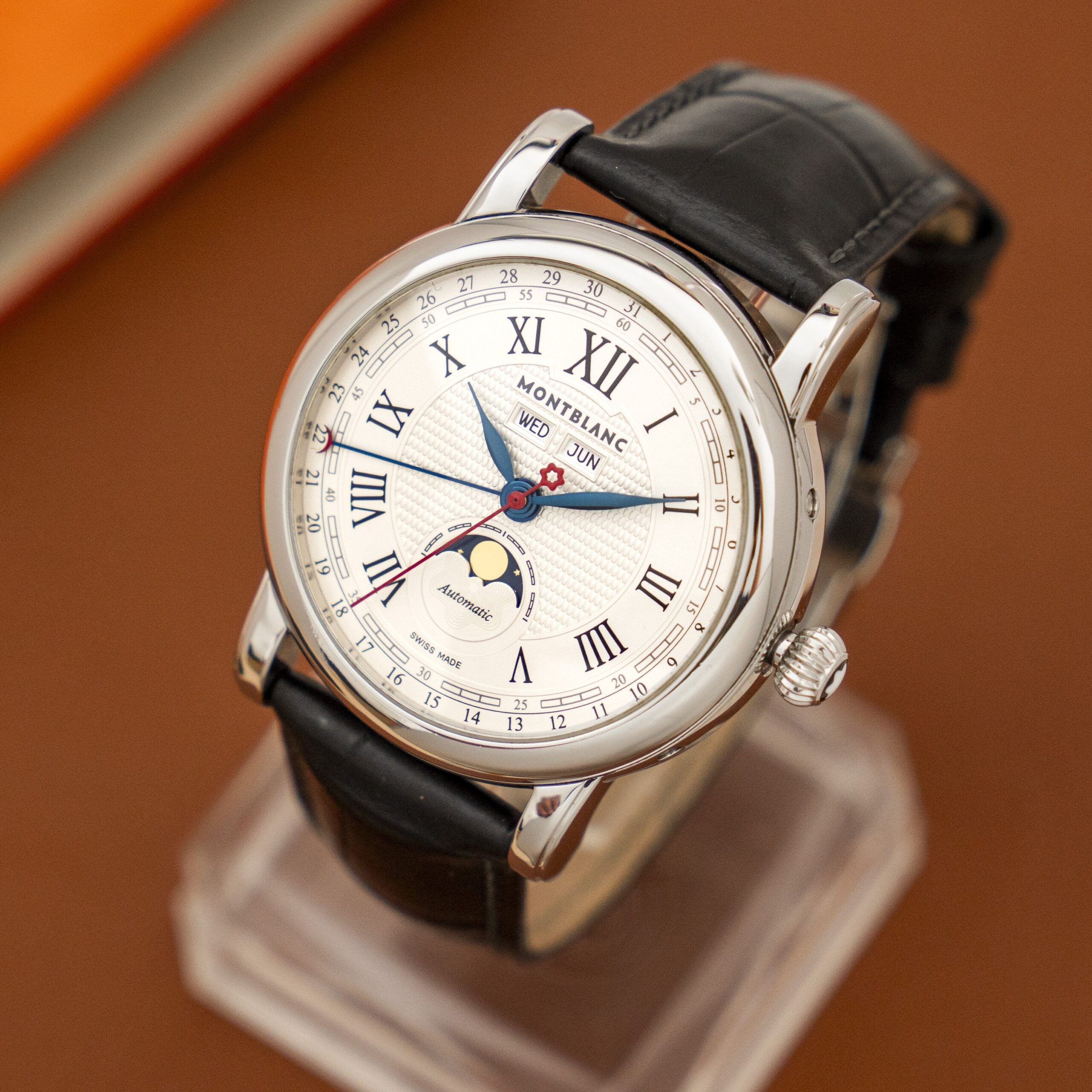 z4601337019705_8fe6b71ab0972d217207945e64d37ab6 Đồng Hồ Montblanc Star 108736 Automatic Moonphase Watch 42mm Cũ Chính Hãng