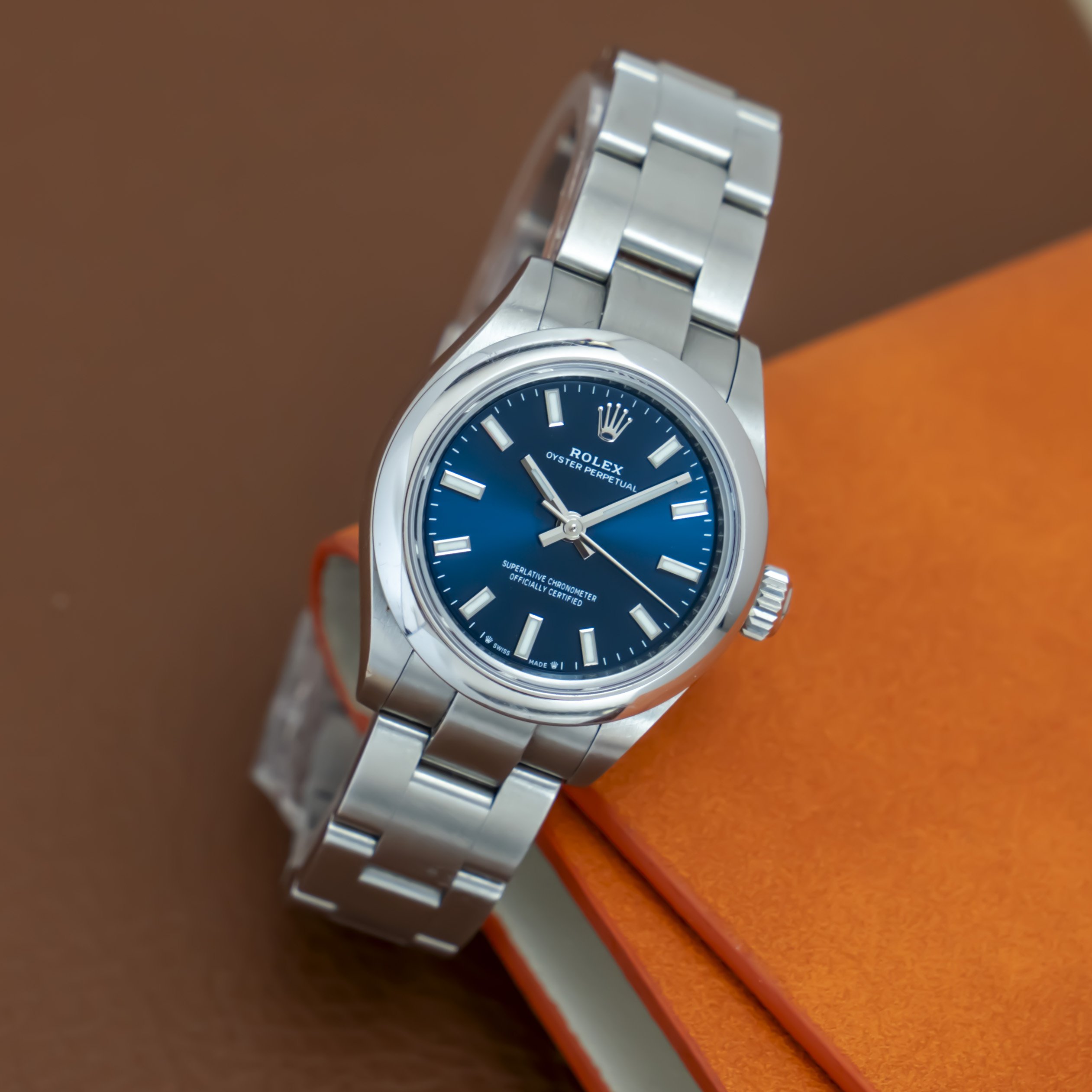 z4613599497042_ed0bfa1c532e95b22b344b6f7ce193bb Đồng hồ Rolex oyster perpetual 28mm ref.276200 Cũ