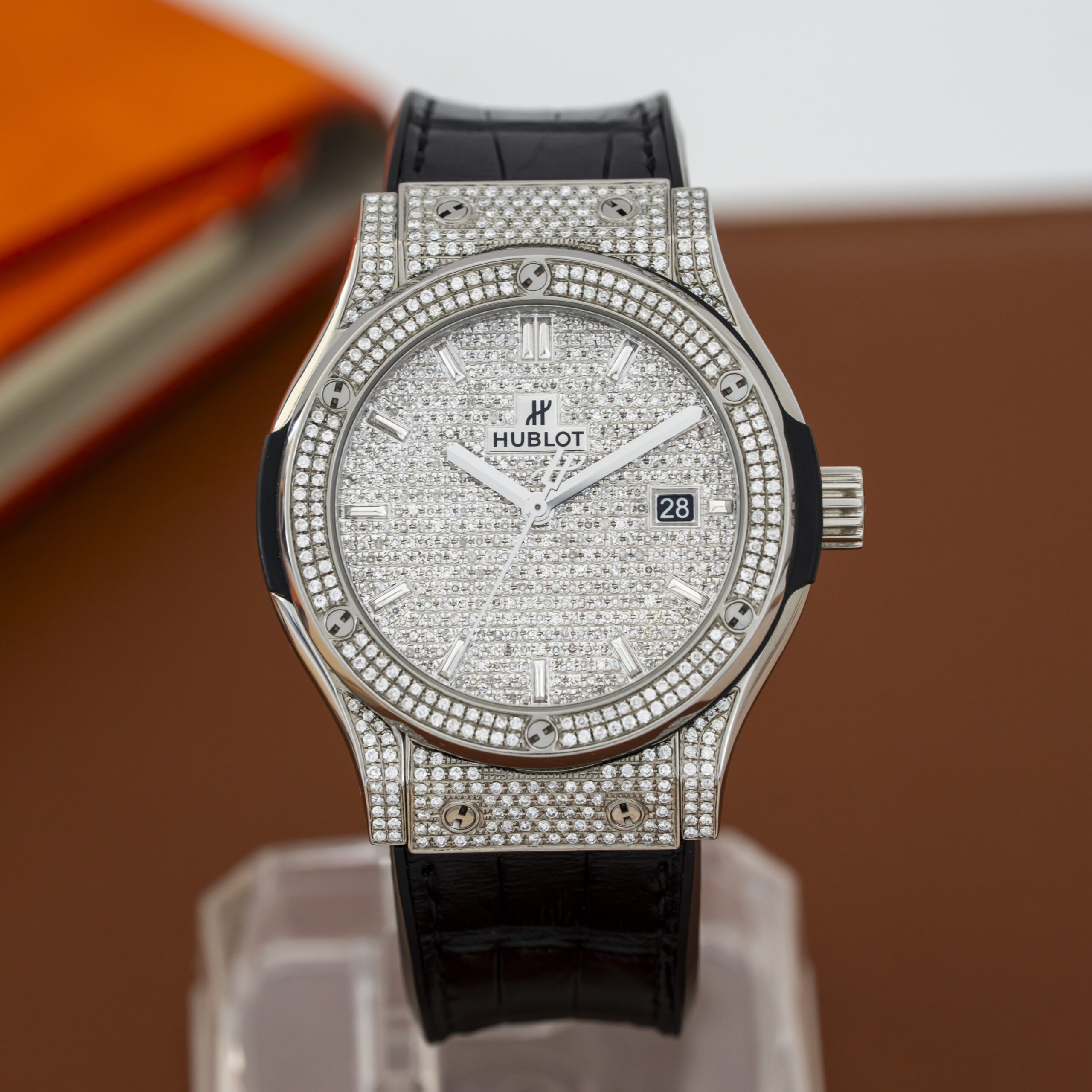 z4642267621218_b17bc84240c593a962964f3161e6a762 Đồng Hồ Hublot Classic fusion Black full Diamond 542.NX.1171.RX Cũ