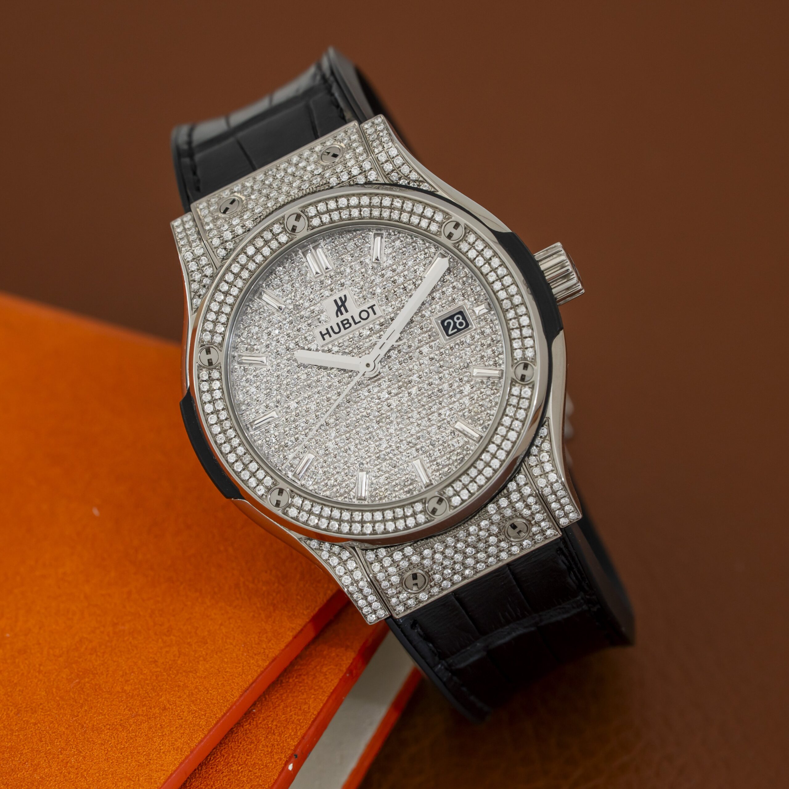 z4642267636319_ccefb820fe5a87990bbbcfebc3e20605 Đồng Hồ Hublot Classic fusion Black full Diamond 542.NX.1171.RX Cũ
