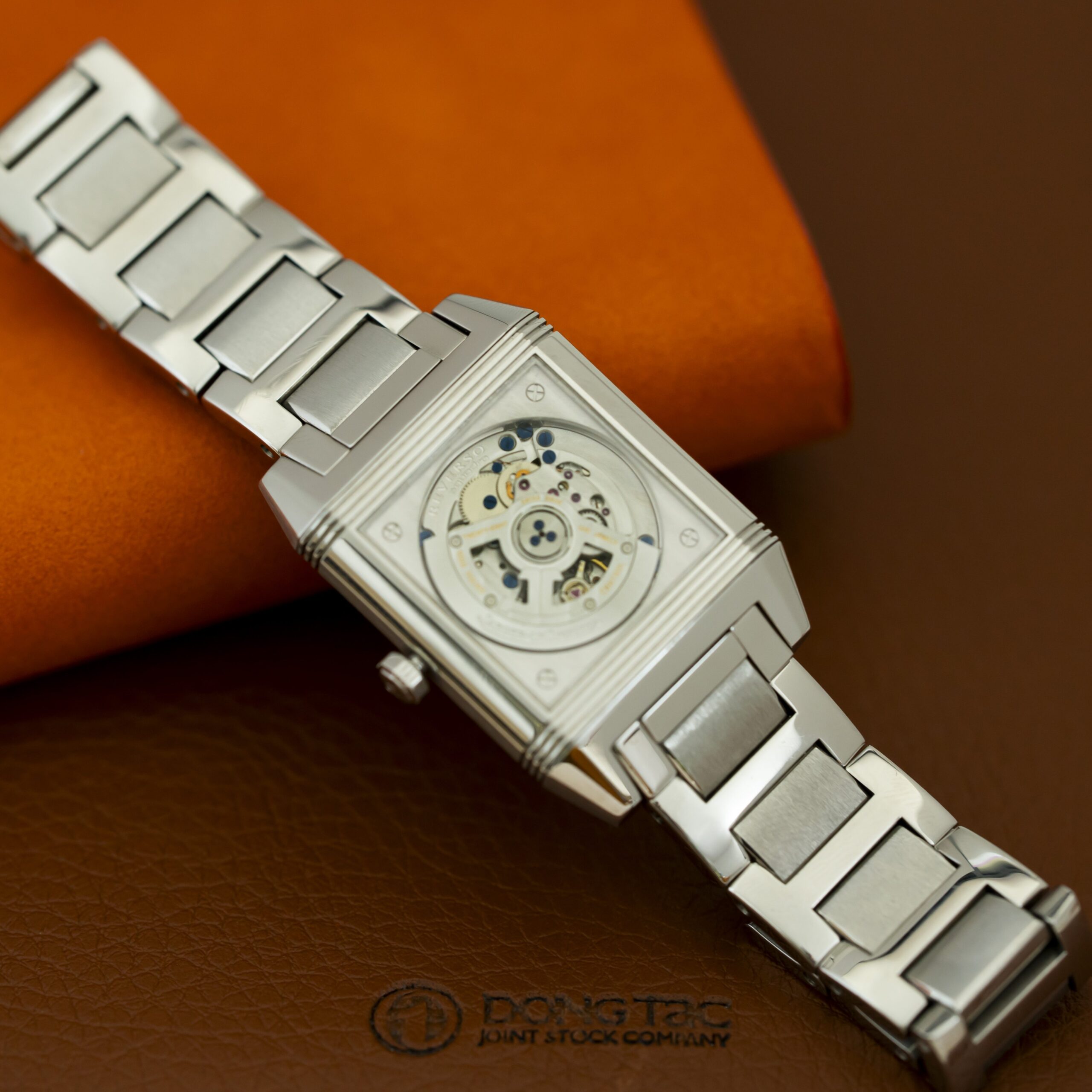 z4665664827234_4721227747f08684ab25bce5e66378d1 Đồng hồ Jaeger LeCoultre Reverso Squadra 234.8.66 Q7048120 Cũ