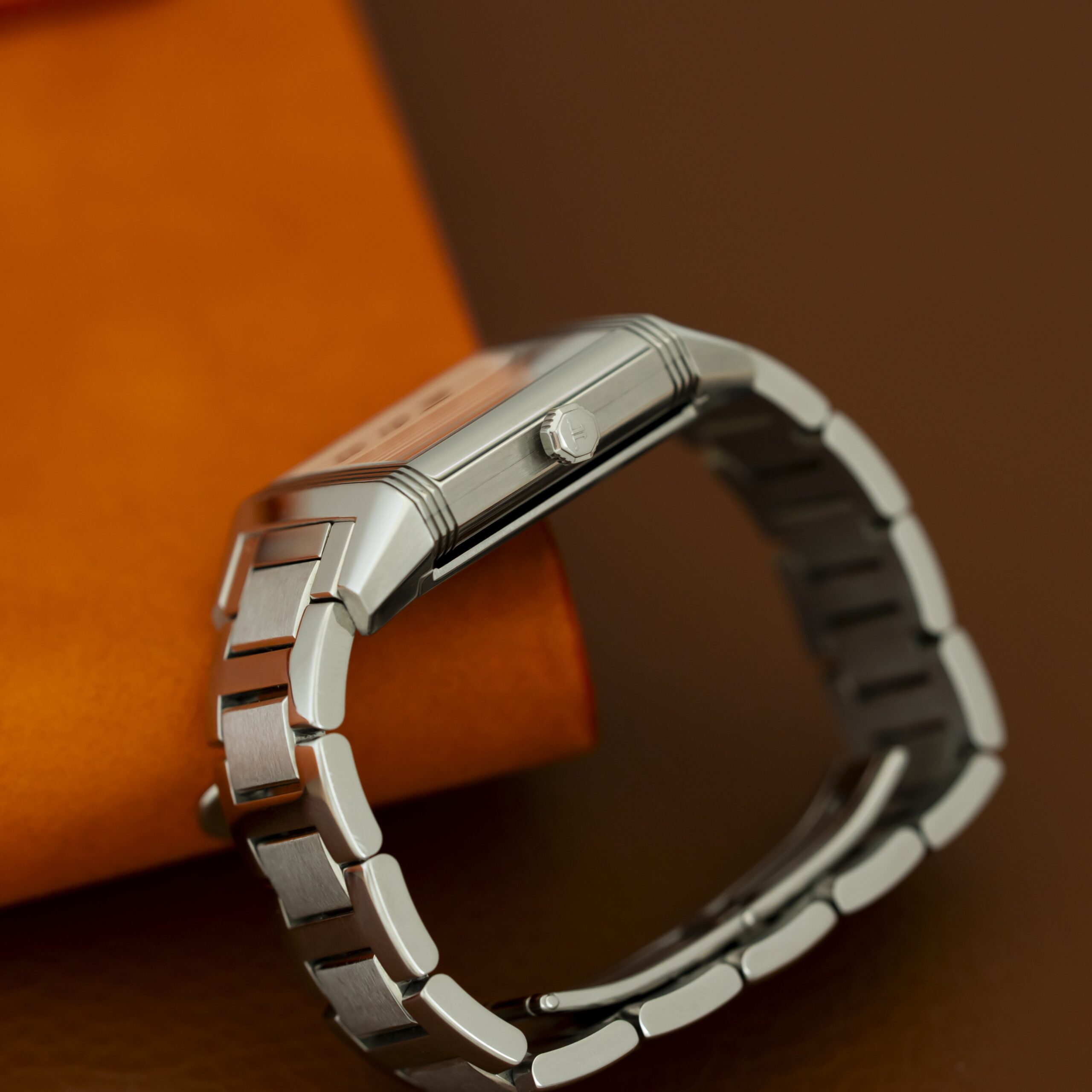 z4665664842824_e9b2489fc9c92867fca010b7bd3129d2 Đồng hồ Jaeger LeCoultre Reverso Squadra 234.8.66 Q7048120 Cũ