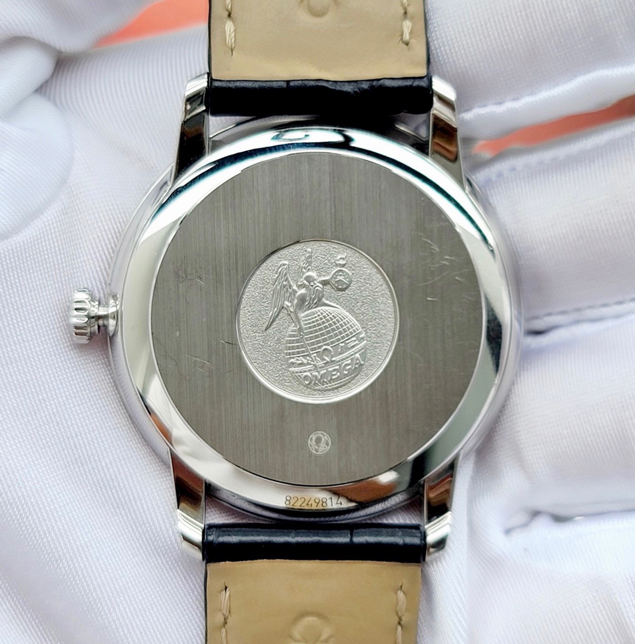 z4670641113097_52eaeefe53d74b7e3f02398b9e6acf17 Đồng hồ Omega De Ville Prestige Co-Axial 424.13.40.20.03.002 Cũ