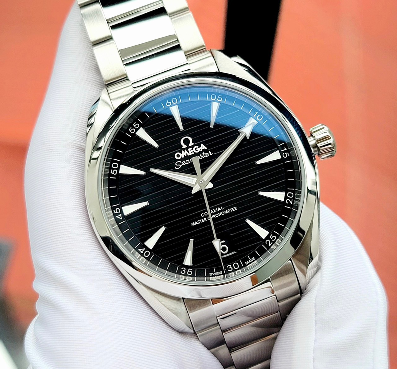 z4727390803077_c3225a3936d3e6eebb18c23914cbf3b1 Đồng Hồ Omega Aqua Terra Master Chronometer 8900 Black Dial 220.10.41.21.01.001 cũ