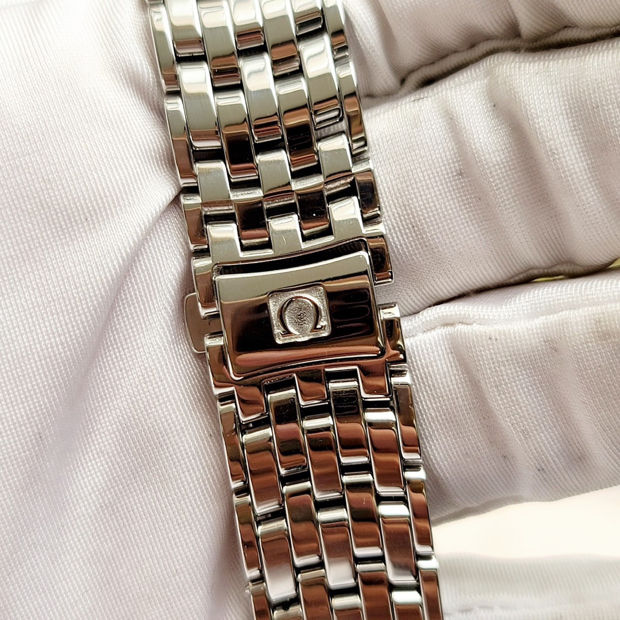 z4728082329080_4b61ca0777645f1cfff6edef963528f9 Đồng Hồ Omega Deville Prestige Co-Axial 39.5mm 424.10.40.20.01.001 Cũ