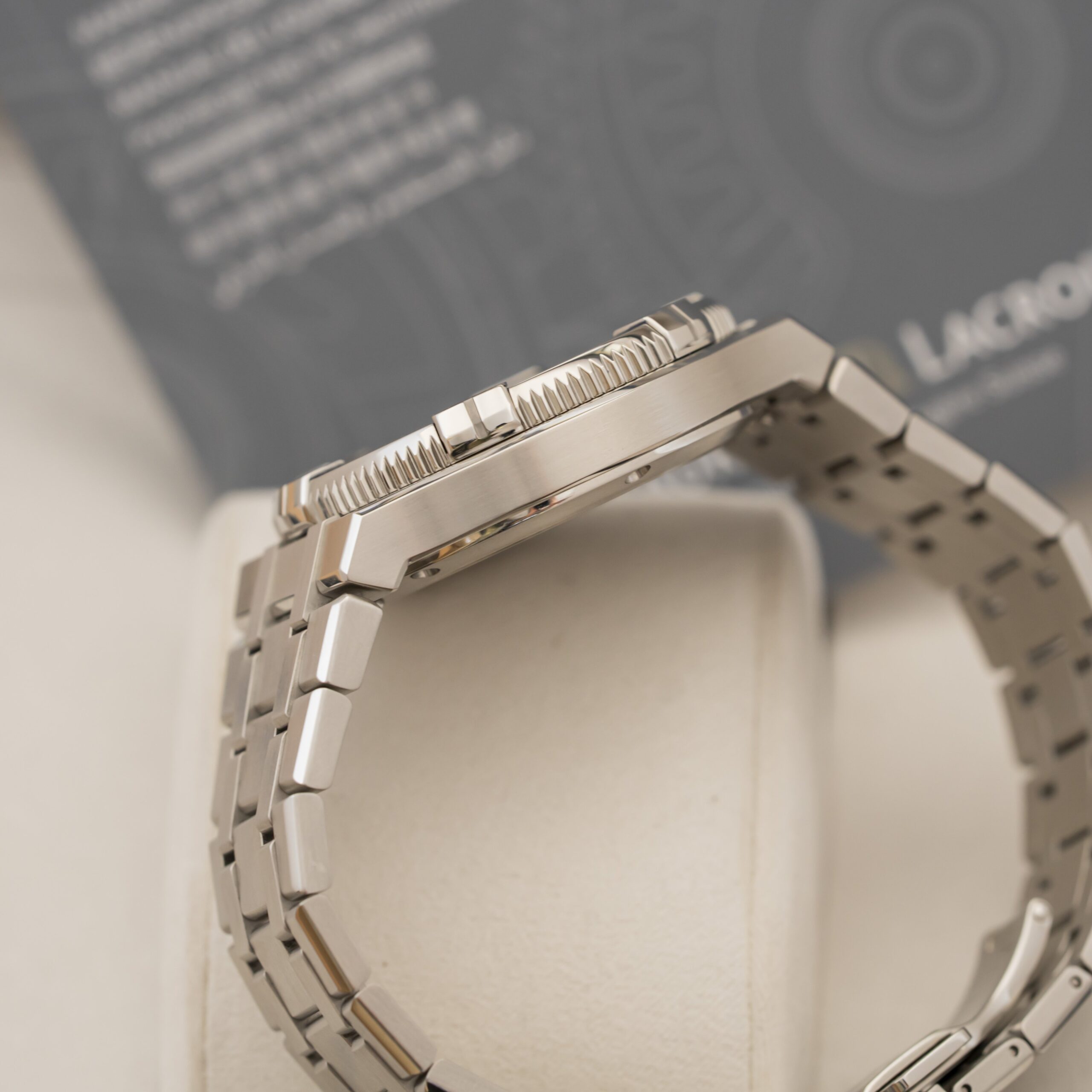 z4739997776690_1a2a01a5fe9d75e8bb021a50c99faa92 ĐỒNG HỒ MAURICE LACROIX AIKON VENTURER AUTOMATIC AI6058-SS002-430-2 Cũ