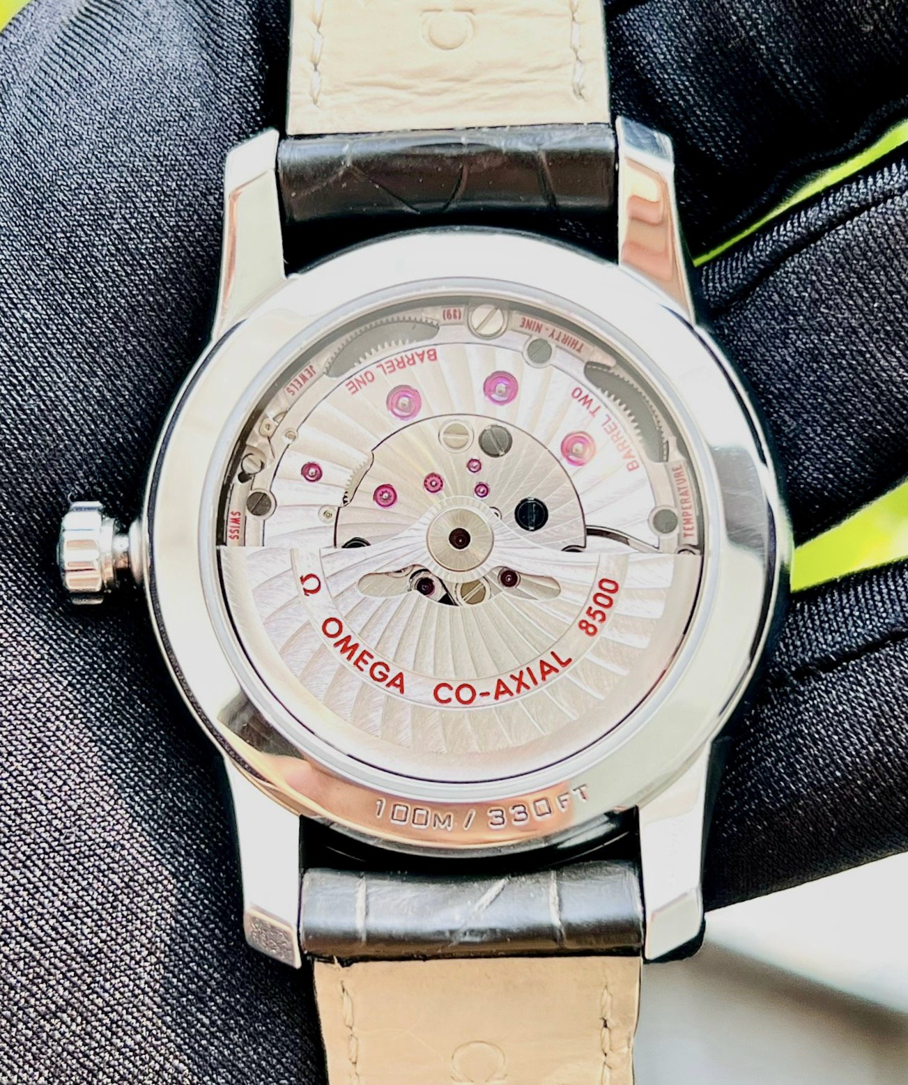 z4837494046862_37f62a6c76e2229acce1c5c9d60ac927 Đồng Hồ Omega De Ville Co-Axial Chronometer 8500 Black Dial 431.13.41.21.01.001 Cũ