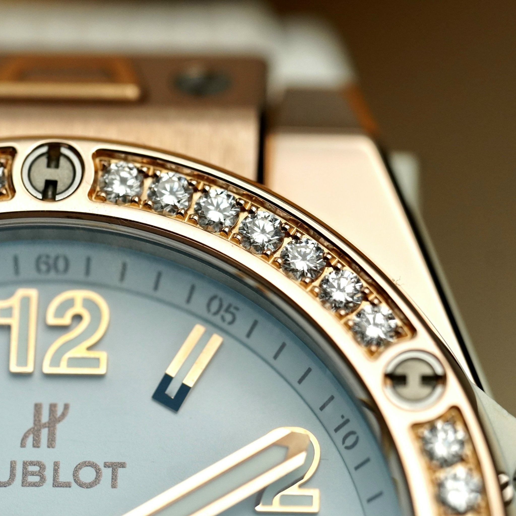 z4882728653449_85039e330447375ffec509b2d1ef0974 Đồng Hồ Hublot Big Bang One Click King Gold White Diamonds 465.OE.2080.RW.1204 Cũ