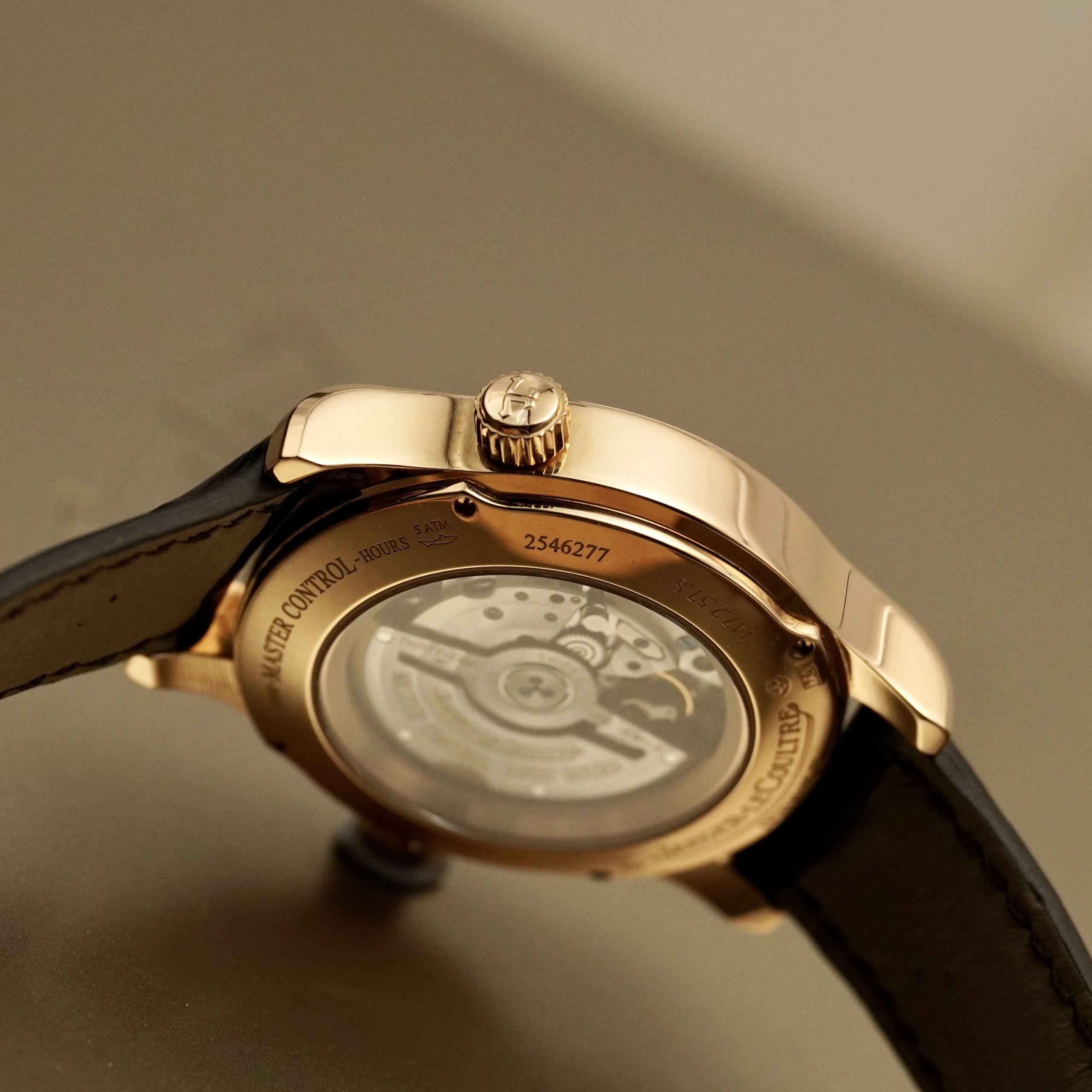 z4933211255915_2dc48f3f0b3f32c66d9c43bacb3be12a (1) Đồng Hồ JAEGER-LECOULTRE 18k moonphase worldtime power reserve 40mm Q1502420 Cũ