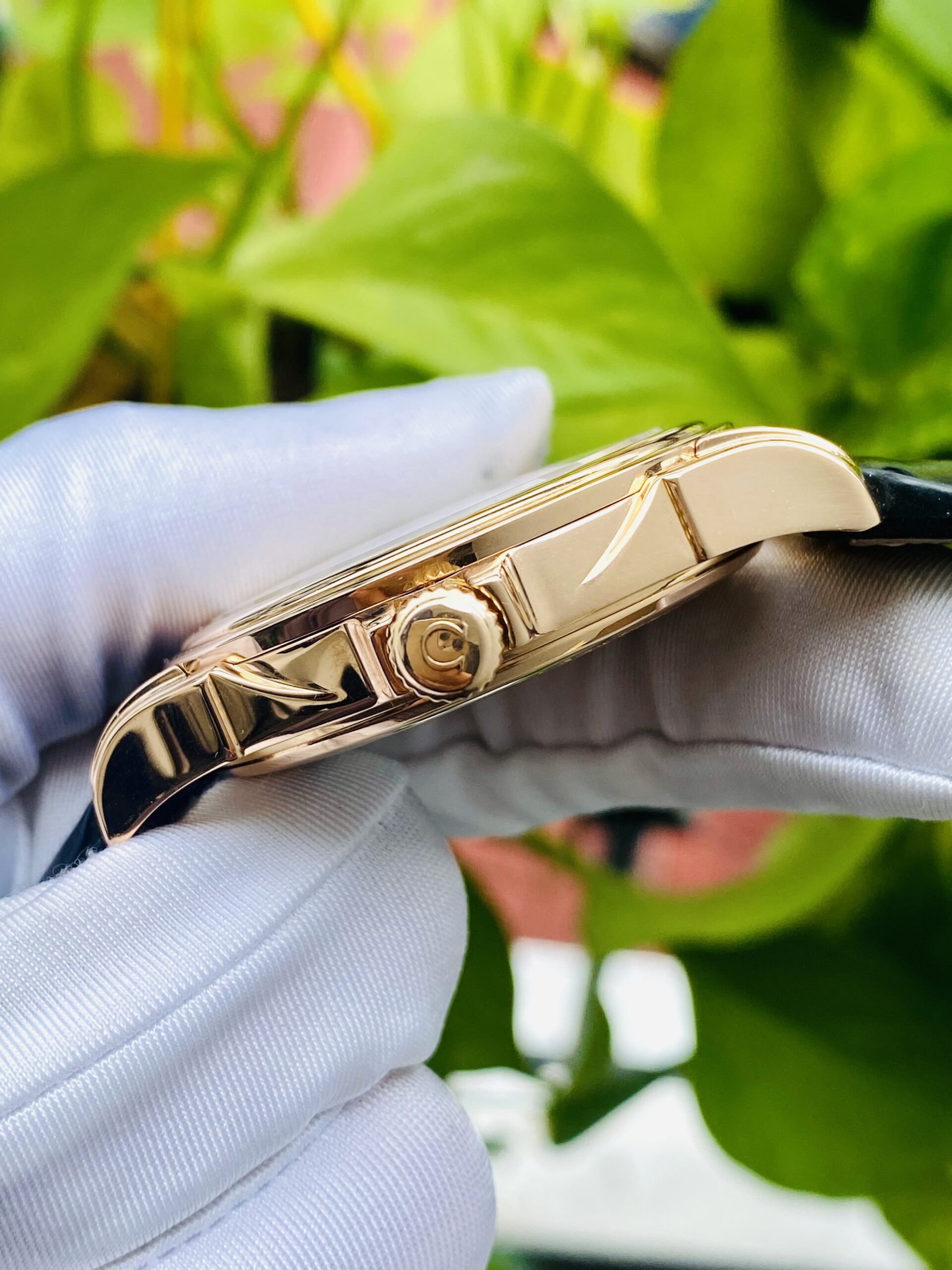 z4947753505253_ed5a7e297dfe73f36f3baee8217692ca Đồng Hồ Omega De Ville Co-Axial Power Reserve Chronometer 18K Rose Gold 4652.20.32 Cũ