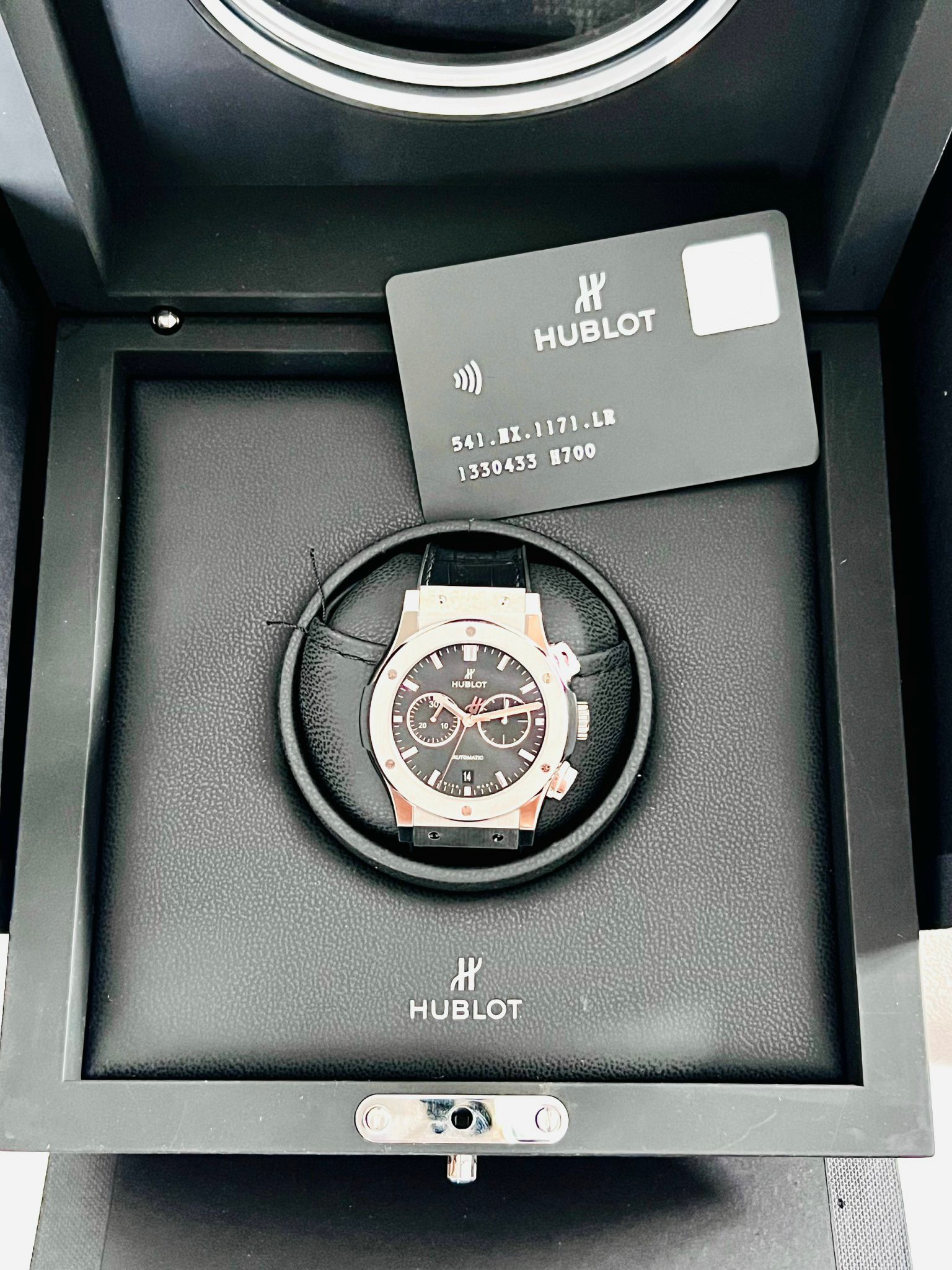 z4955877534676_675f500ac9fb1c4cdfc34e44ac5503f8 Đồng Hồ Hublot Classic Fusion Chronograph Titanium Black Dial 541.NX.1171.LR Cũ