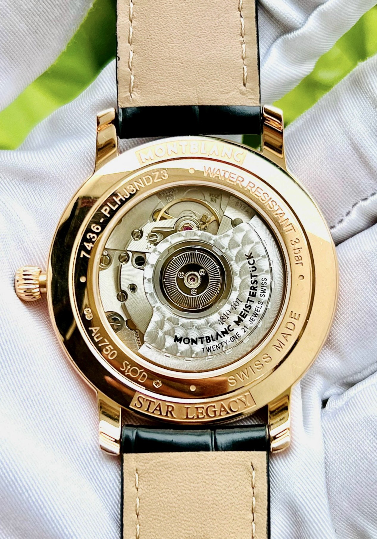 z4985911314594_ef582cad3820f39e747460a4db402fed Đồng Hồ Montblanc Star Legacy 18K Gold 119958 Cũ