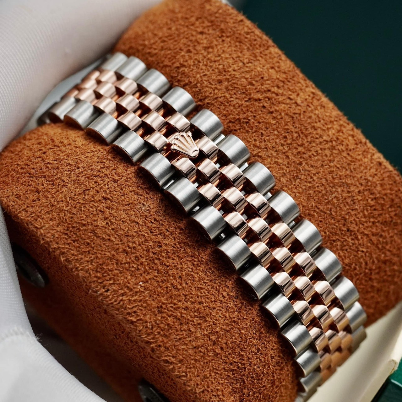 z5038858607459_b86ff3f820efc46e82f573a6f35d916b Đồng Hồ Rolex Datejust 116231 Demi Hồng Mặt Số Vi Tính Hồng Cũ