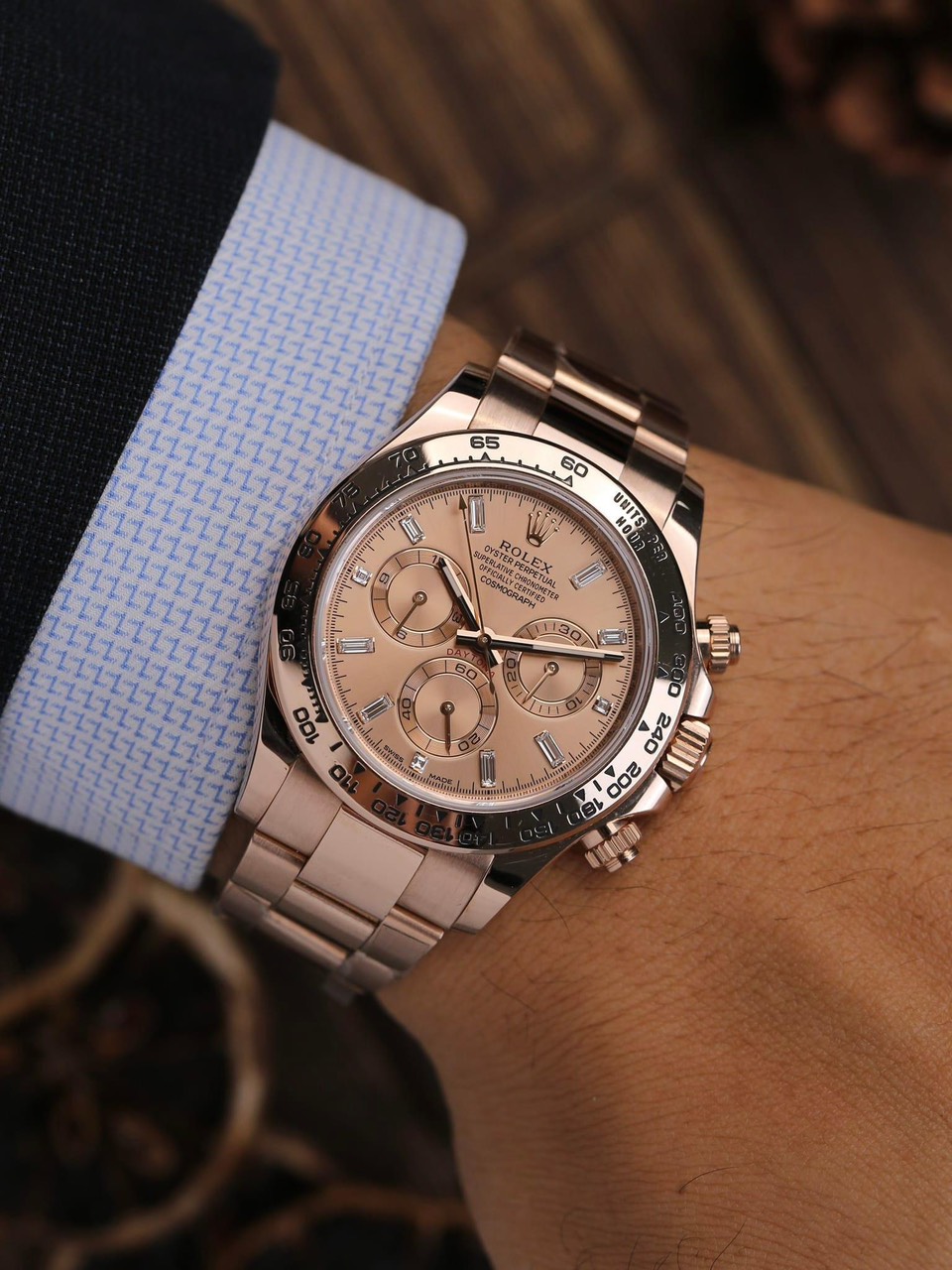 z5050332985422_f796bf819e79cb3aad321d08d0d74c39 Đồng Hồ Rolex Cosmograph Daytona 40mm Everose gold 116505 Cũ