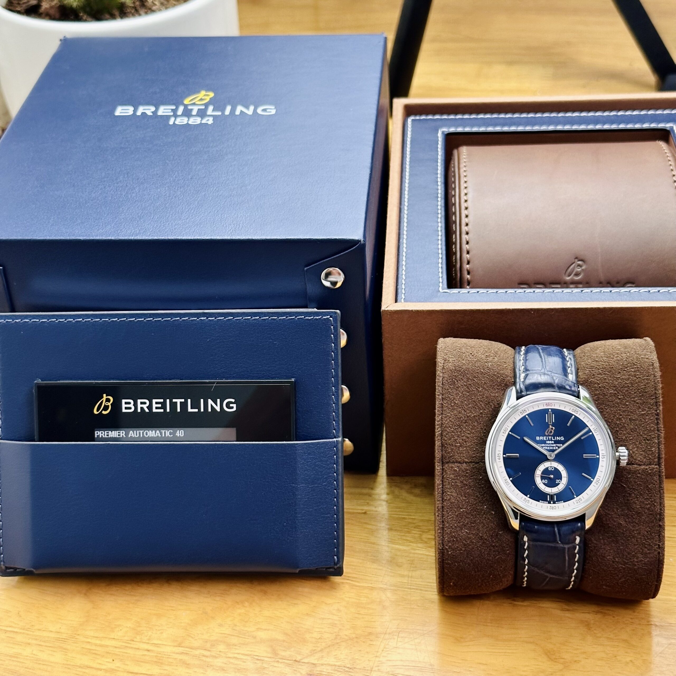 Breitling Premier Chronometer Blue 40mm - A37340 (4)
