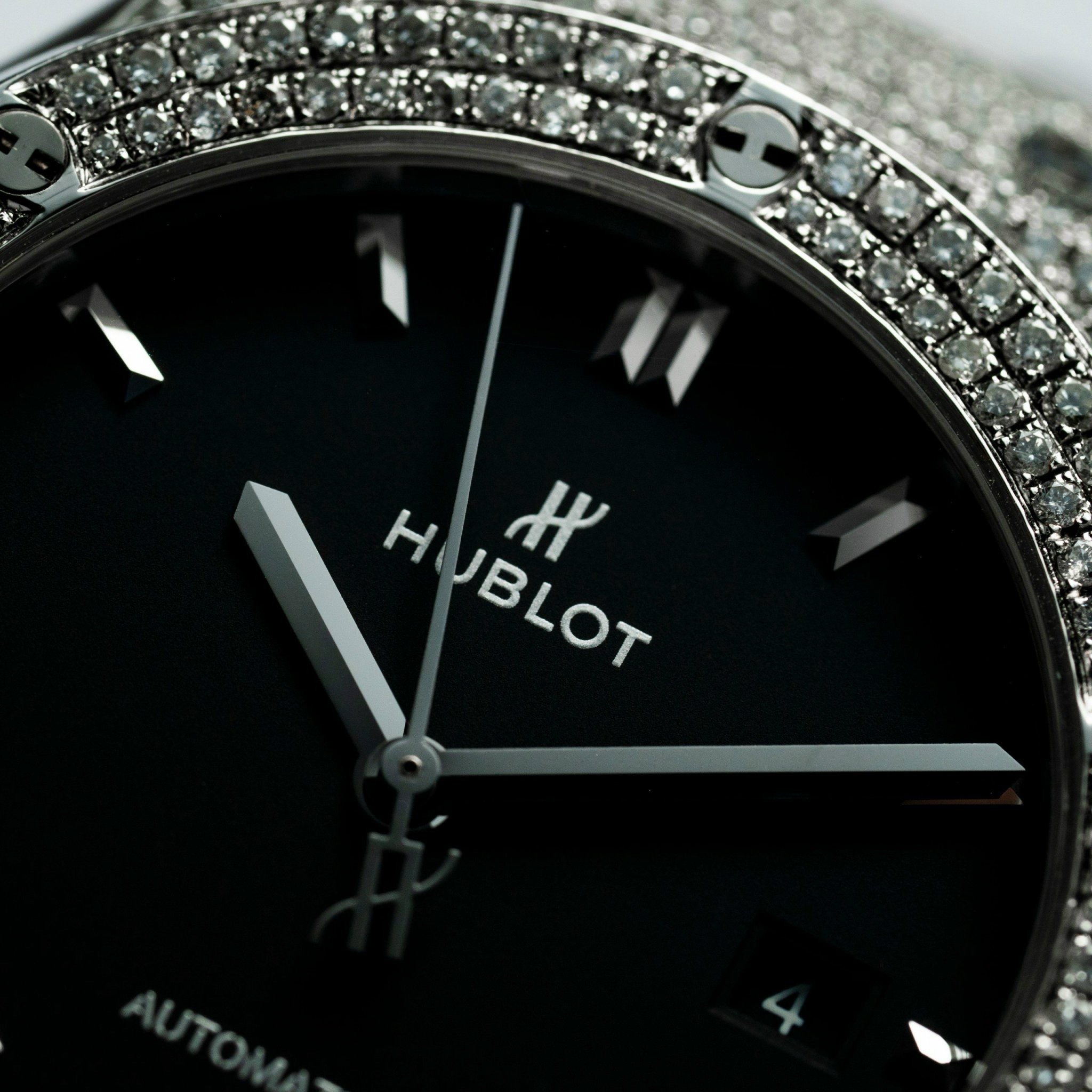 Hublot Classic Fusion Black Titanium 45mm Pave Diamond (10)