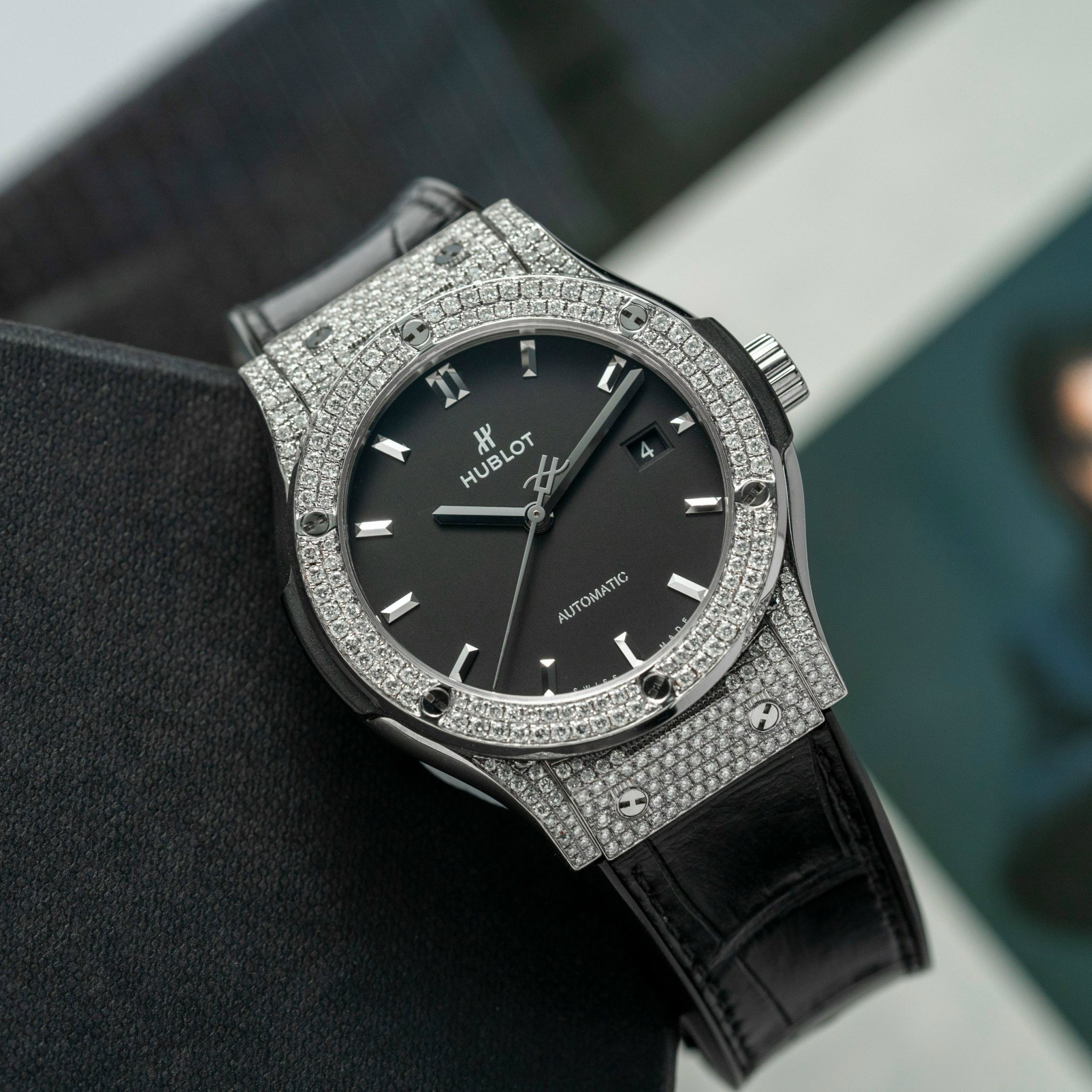 Hublot Classic Fusion Black Titanium 45mm Pave Diamond (6)
