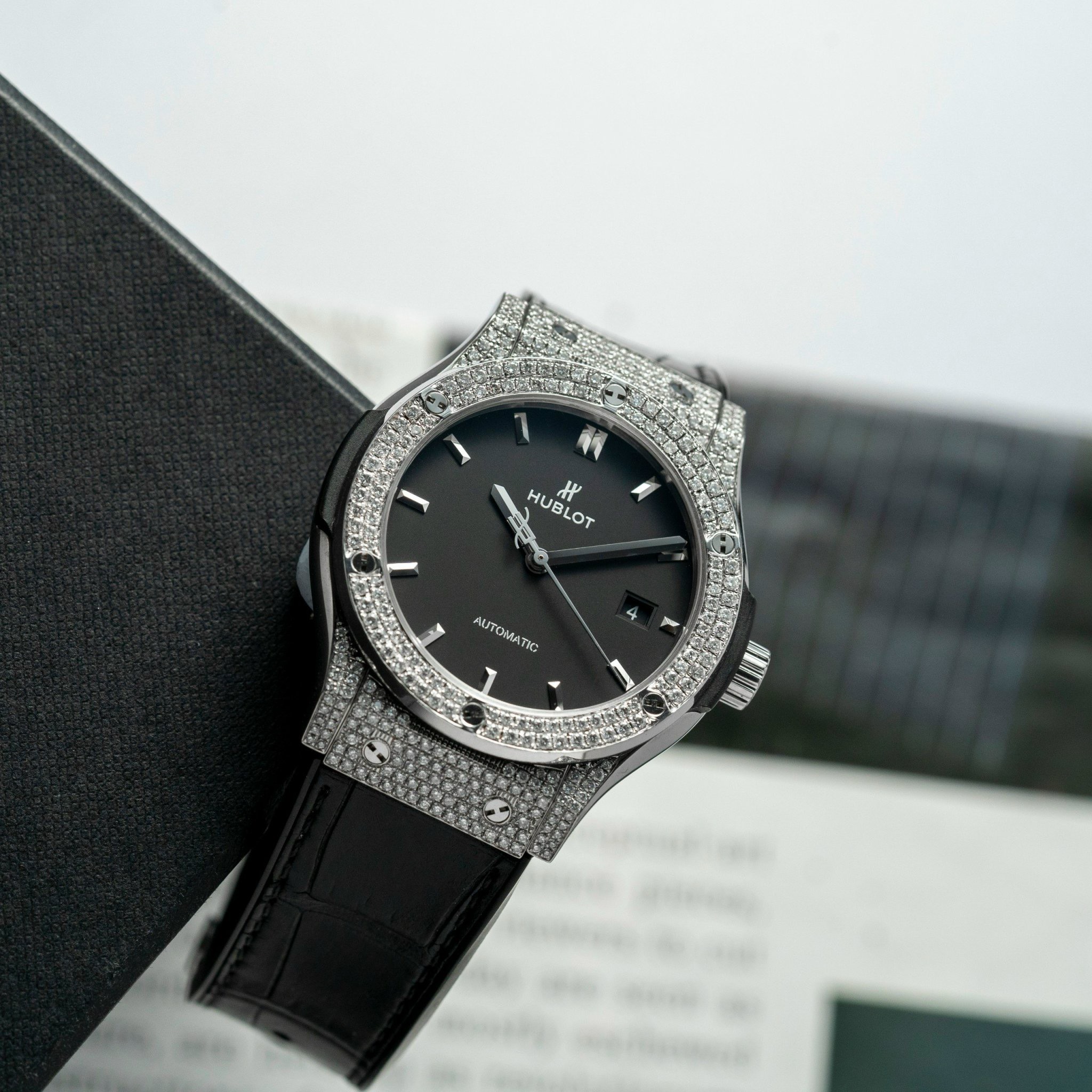 Hublot Classic Fusion Black Titanium 45mm Pave Diamond (9)