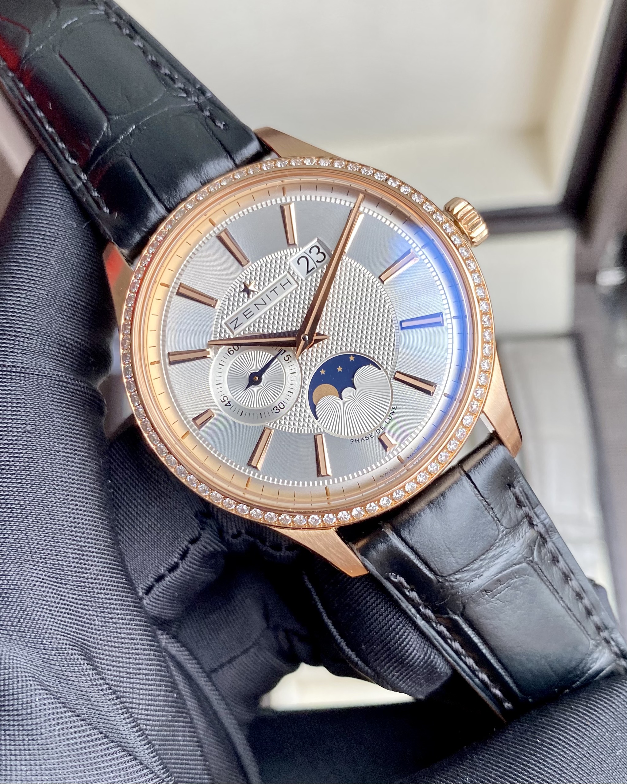 Zenith Captain Moonphase 22.2141.69101 (10)