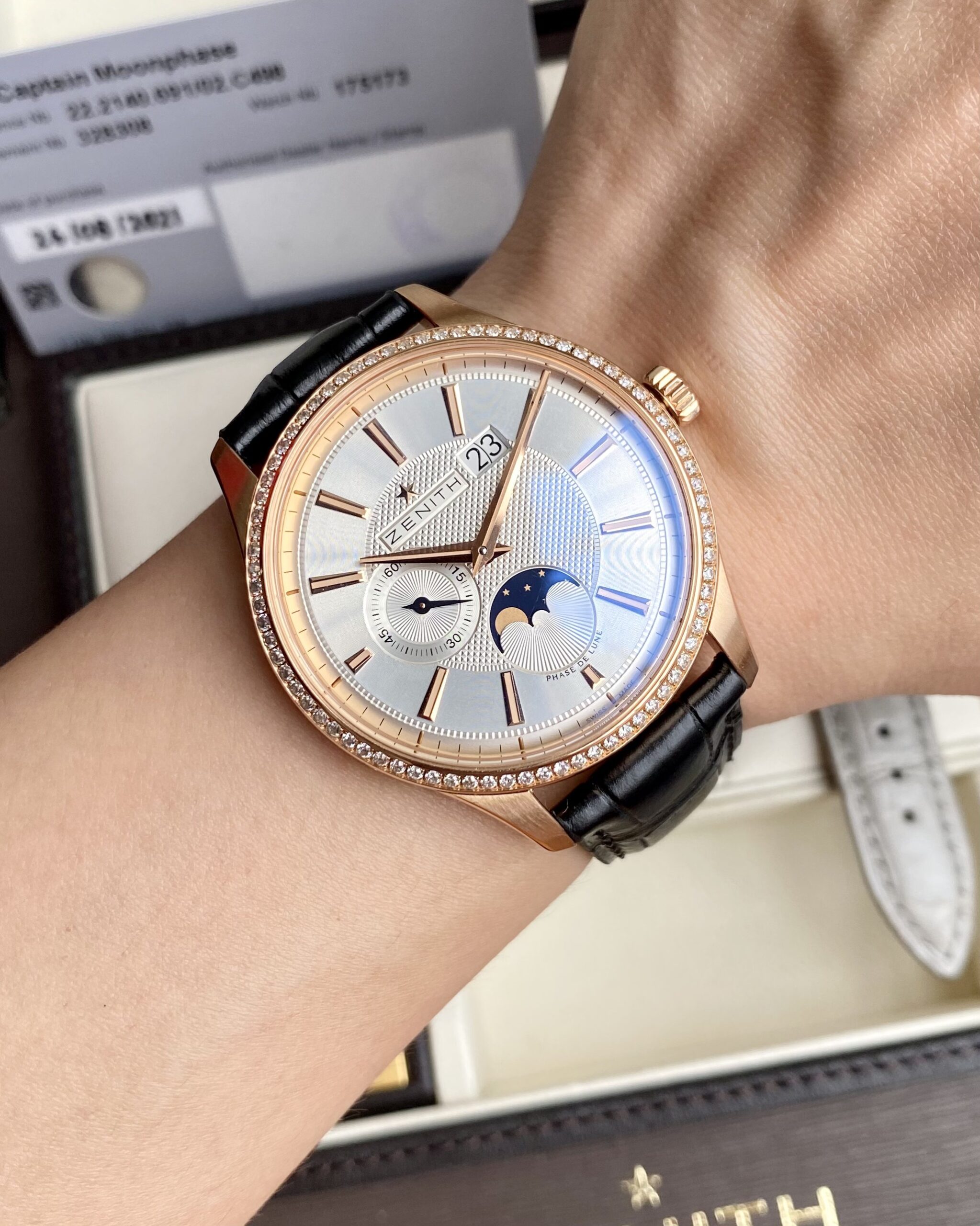 Zenith Captain Moonphase 22.2141.69101 (5)