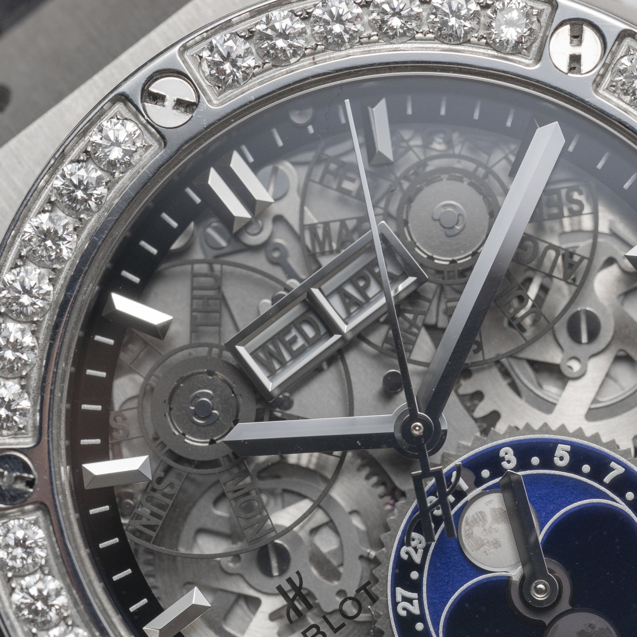Hublot Classic Fusion Aerofusion Moonphase 547.NX.0170.LR 42mm (10)