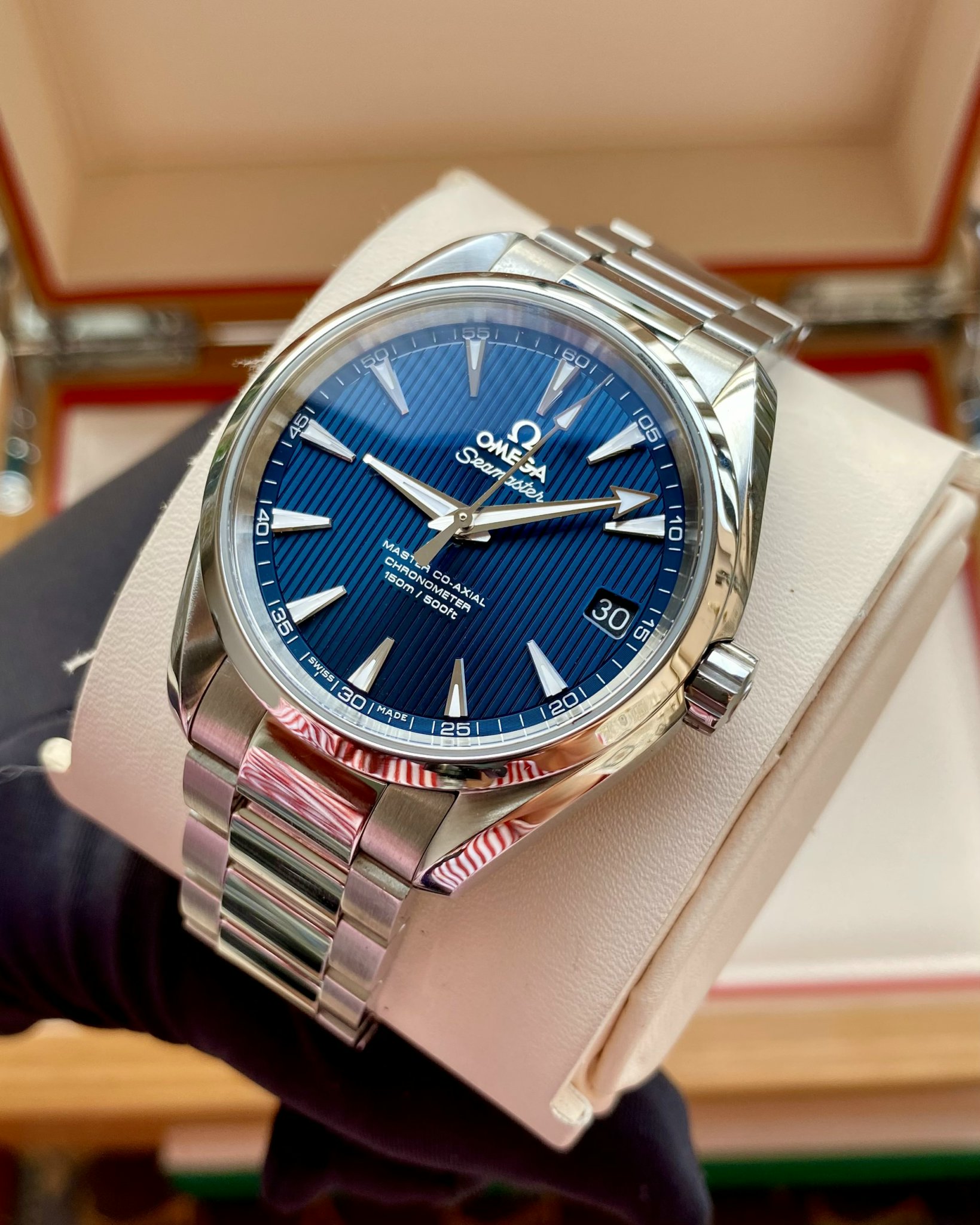 Omega Aqua Terra Master Co-Axial Blue 231.10.39.21.03 (1)