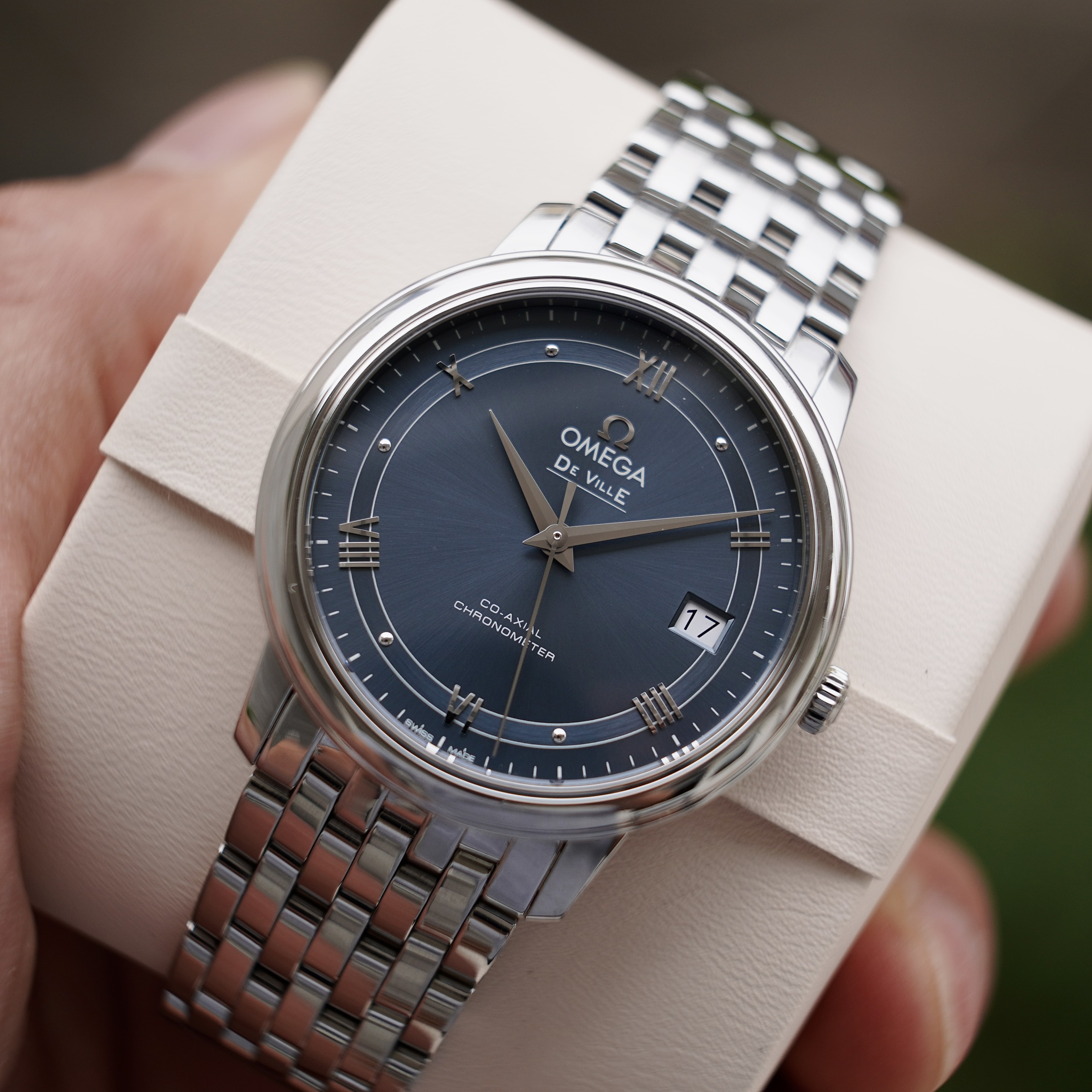 Omega De Ville Prestige Blue Dial 424.10.37.20.03 (2)