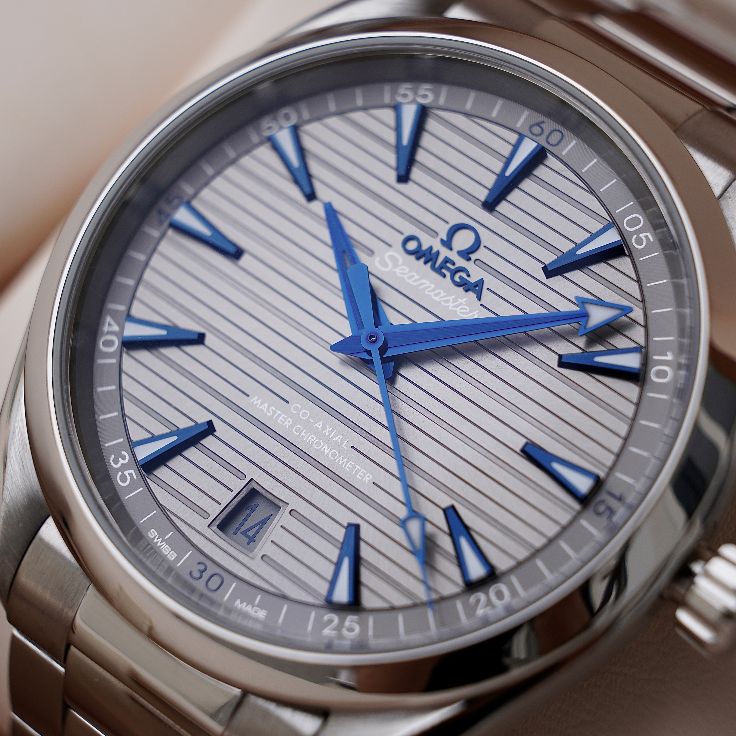 Omega Seamaster Aqua Terra 150M Co-Axial Master Chronometer 220.10.41.21.06.001 (4)