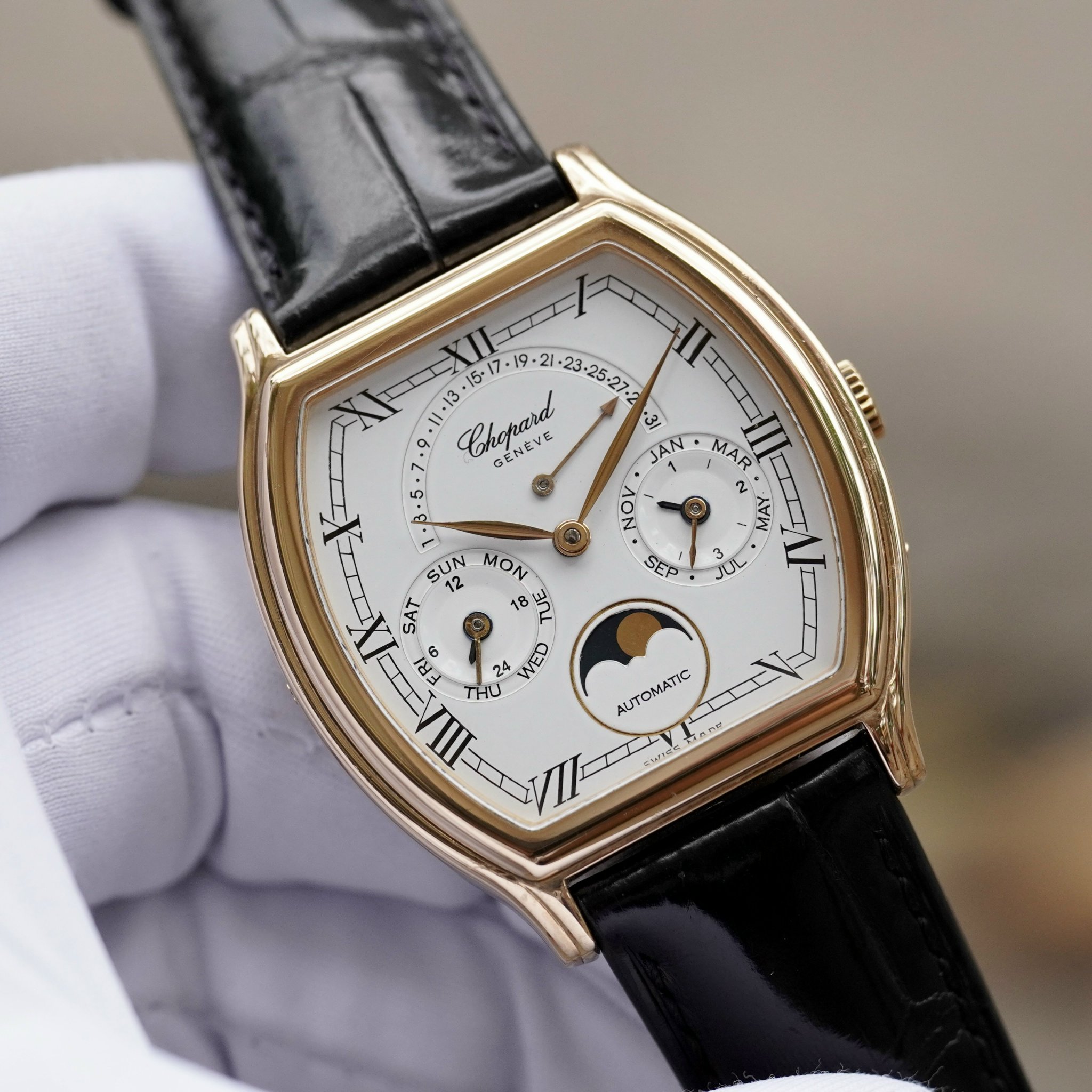 Chopard Les Classiques Perpetual Calendar 18k Gold 362249 (1)