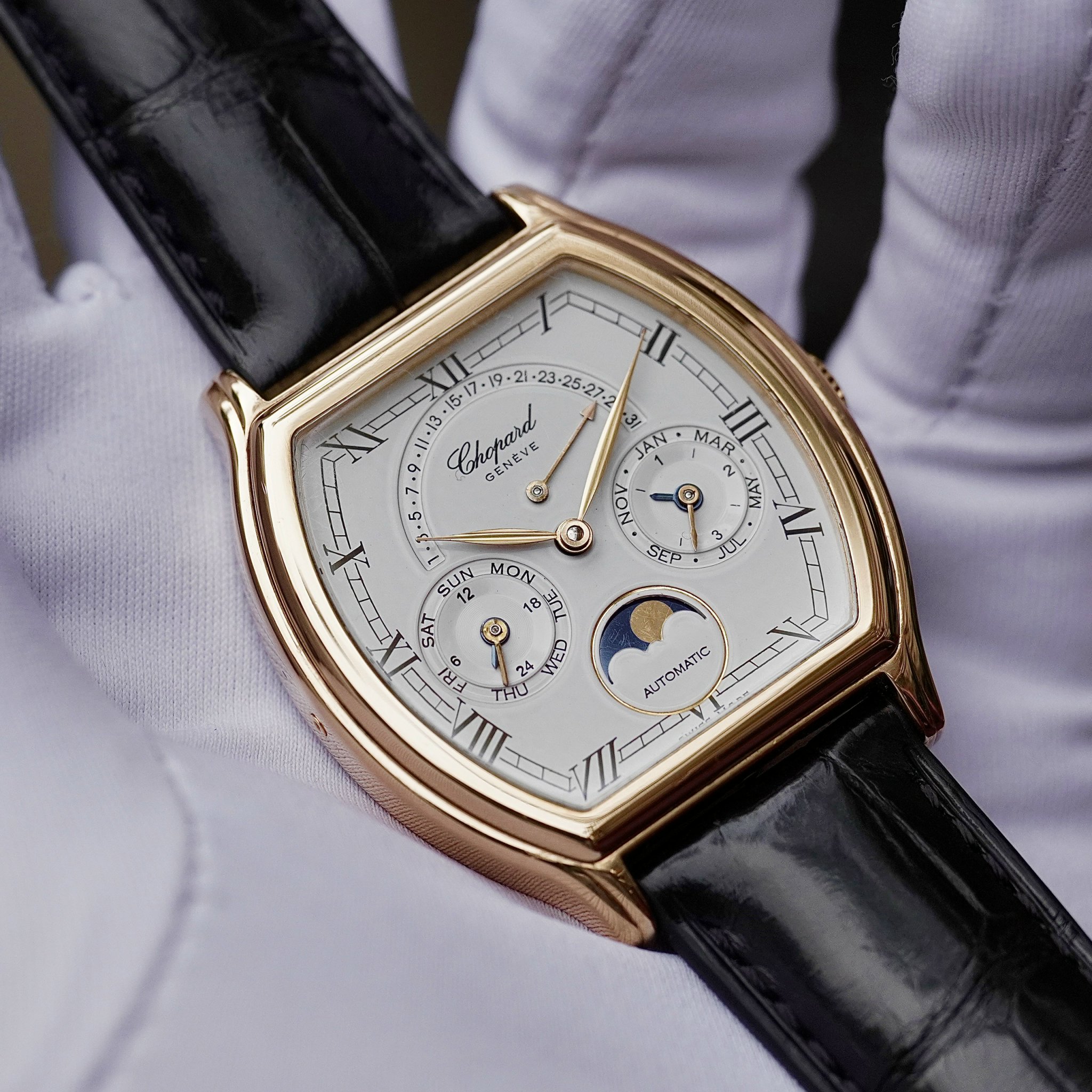 Chopard Les Classiques Perpetual Calendar 18k Gold 362249 (2)