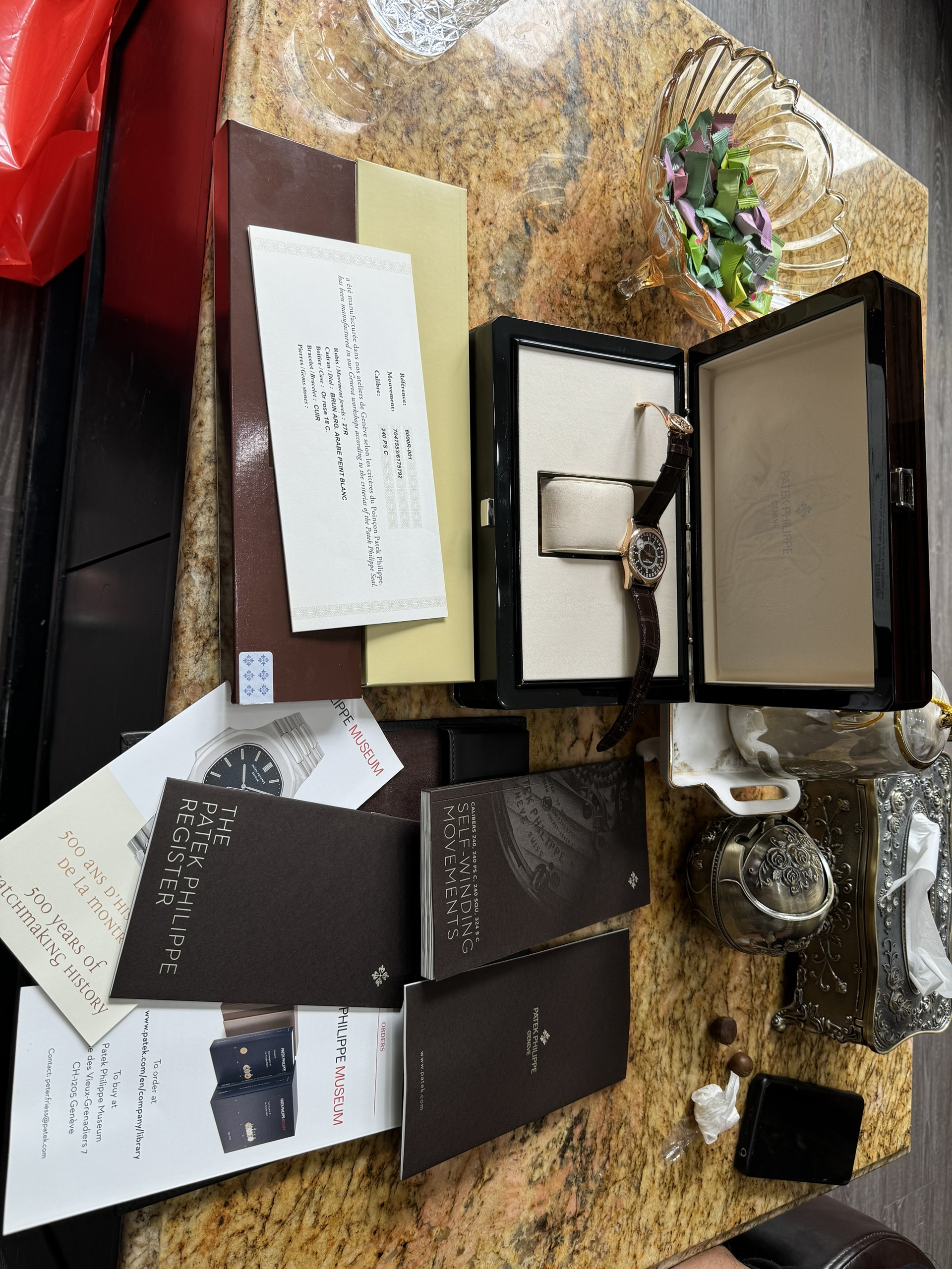 Patek Philippe Calatrava 37mm 6000R-001 (2)