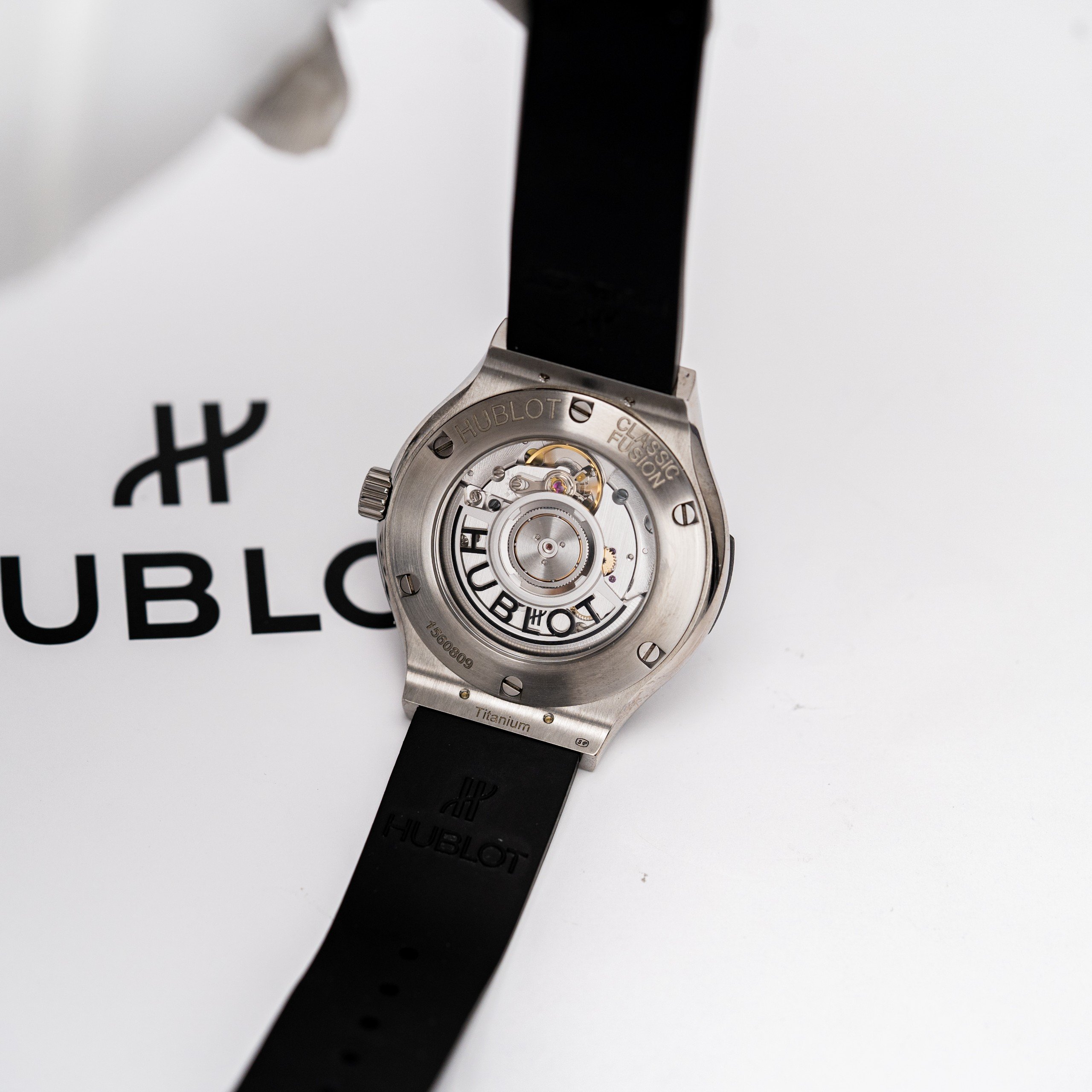 Hublot Classic Fusion Black Titanium Diamonds 38mm (4)